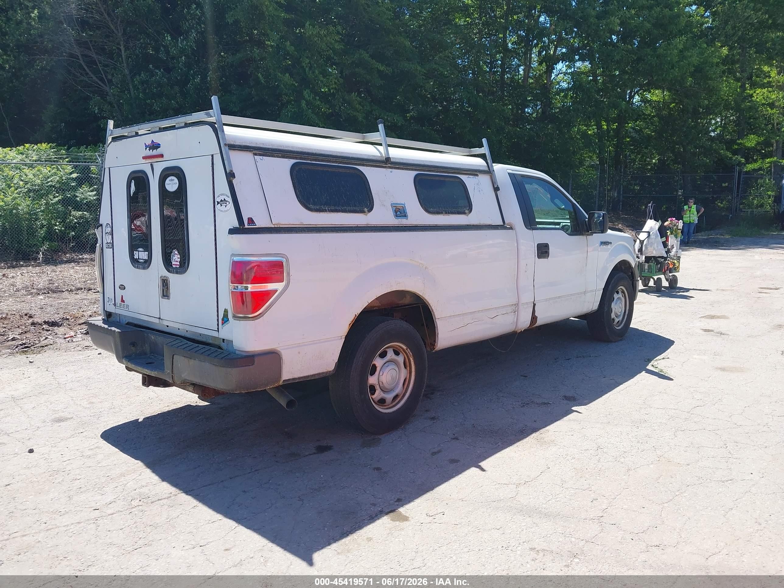 2011 Ford F-150 Xl White vin: 1FTMF1CM0BKD44813
