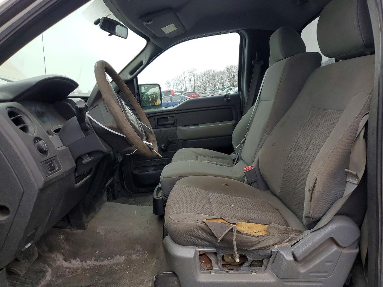 2011 Ford F150 Белый vin: 1FTMF1CM0BKE10261