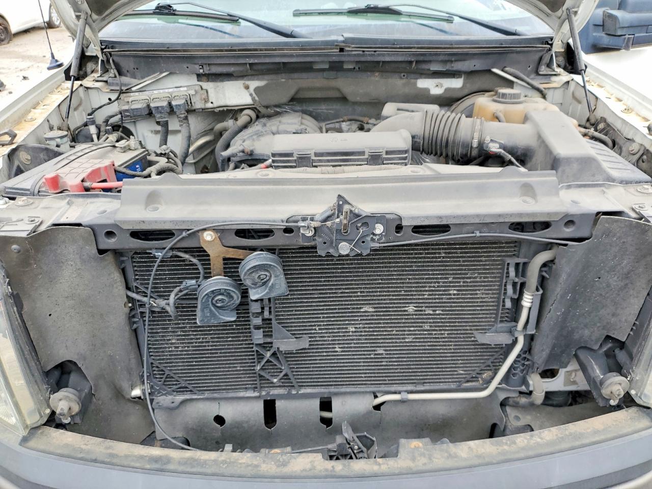 2011 Ford F150 Белый vin: 1FTMF1CM0BKE10261
