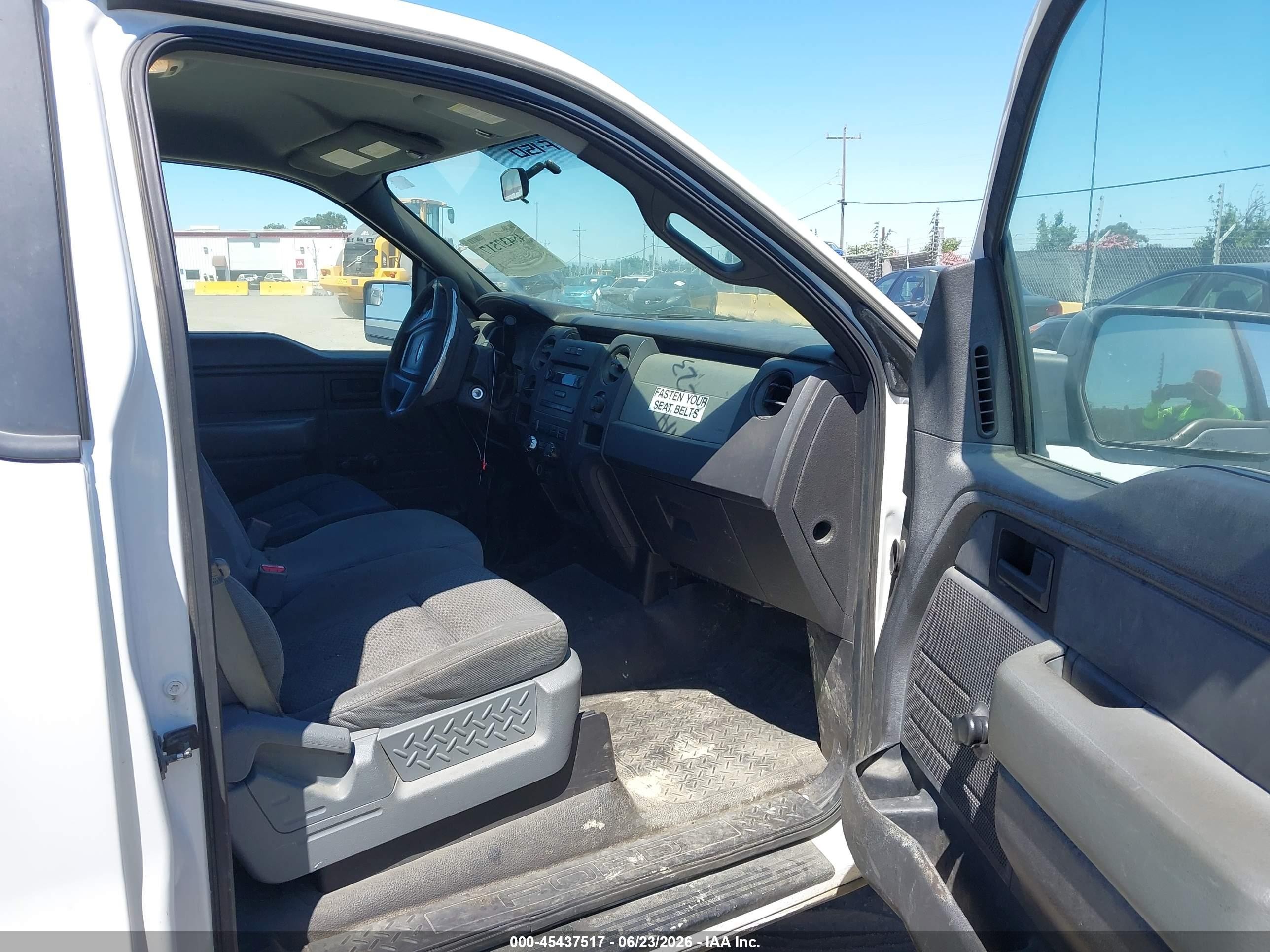 2011 Ford F-150 Stx/xl/xlt White vin: 1FTMF1CM0BKE20594