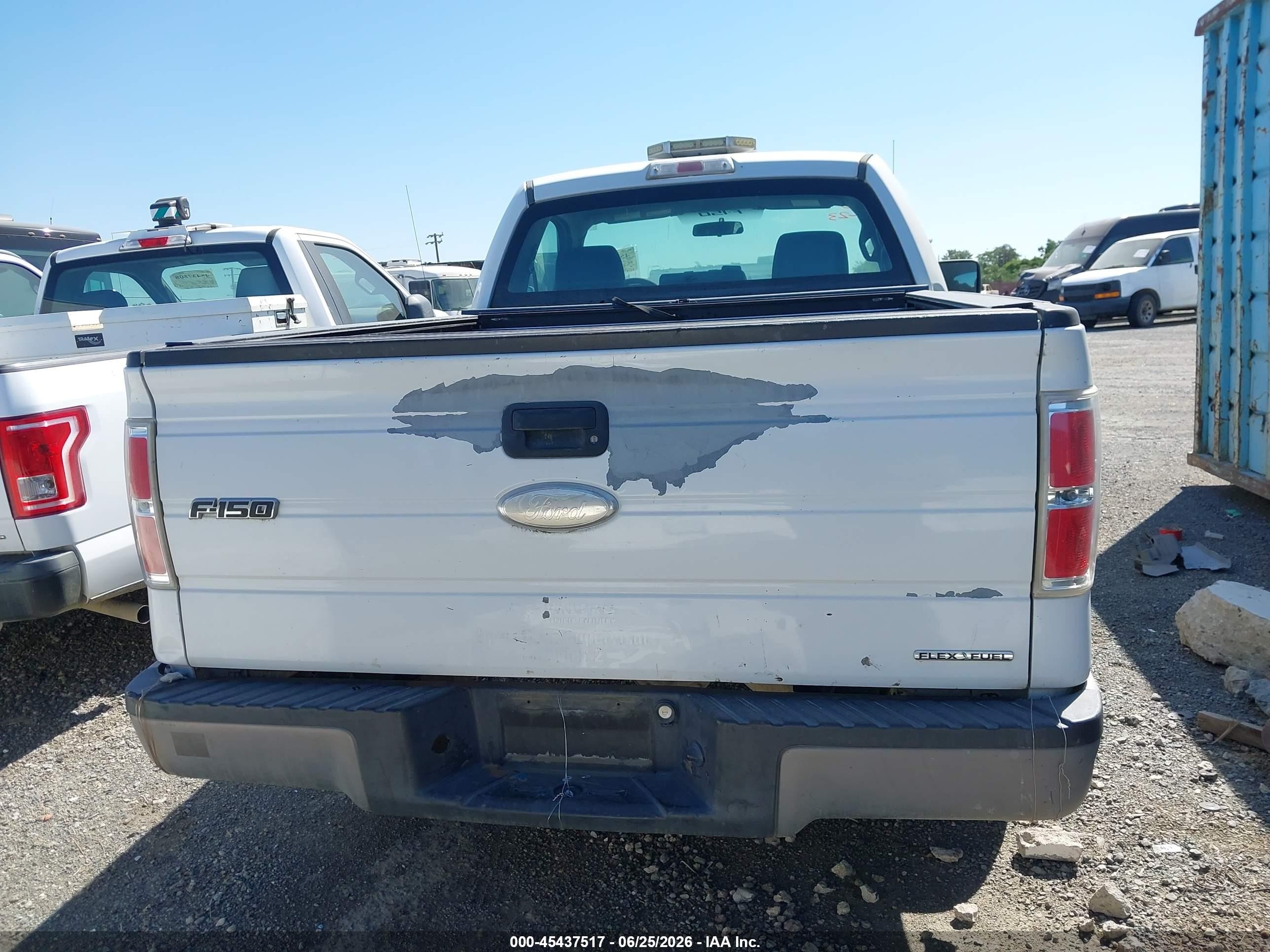 2011 Ford F-150 Stx/xl/xlt White vin: 1FTMF1CM0BKE20594