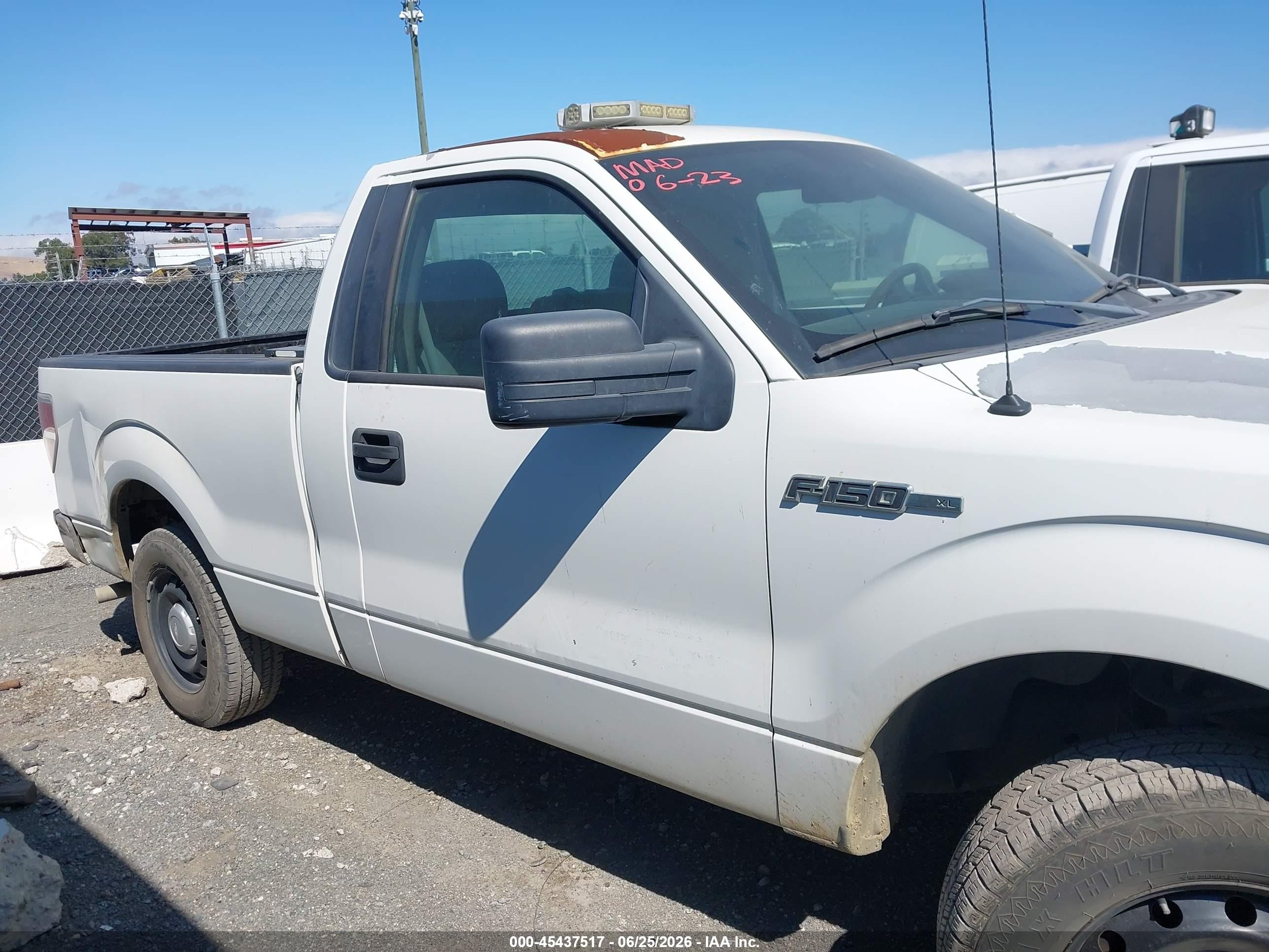 2011 Ford F-150 Stx/xl/xlt White vin: 1FTMF1CM0BKE20594