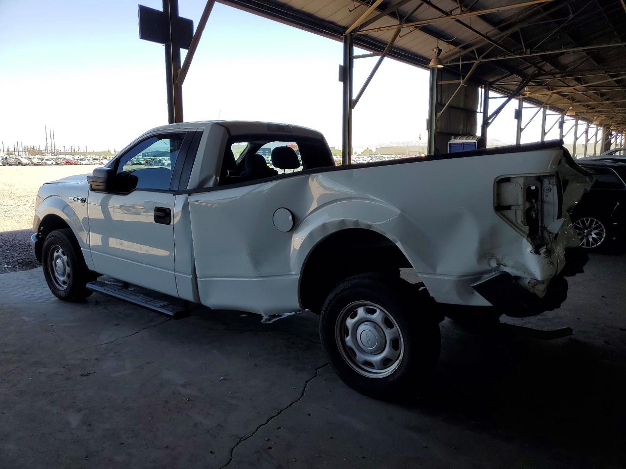 2013 Ford F150 Белый vin: 1FTMF1CM0DKE35342