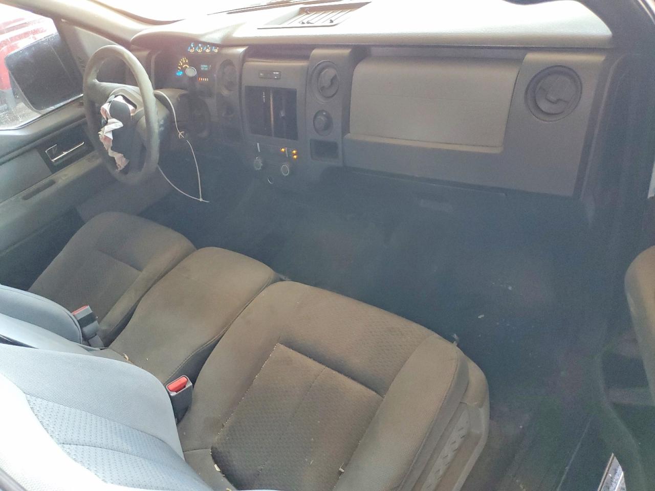 2013 Ford F150 Белый vin: 1FTMF1CM0DKE35342