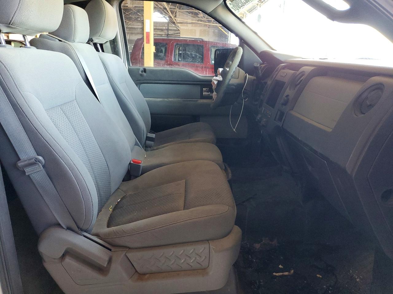 2013 Ford F150 Белый vin: 1FTMF1CM0DKE35342