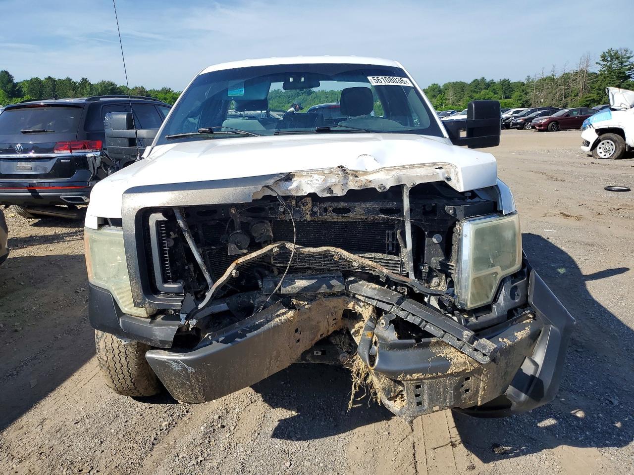 2014 Ford F150 White vin: 1FTMF1CM0EKF55966