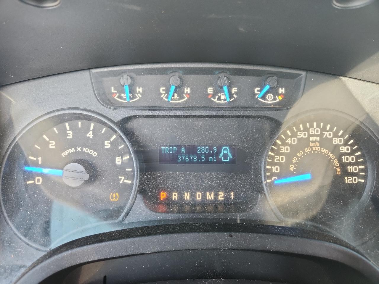 2014 Ford F150 White vin: 1FTMF1CM0EKG34943
