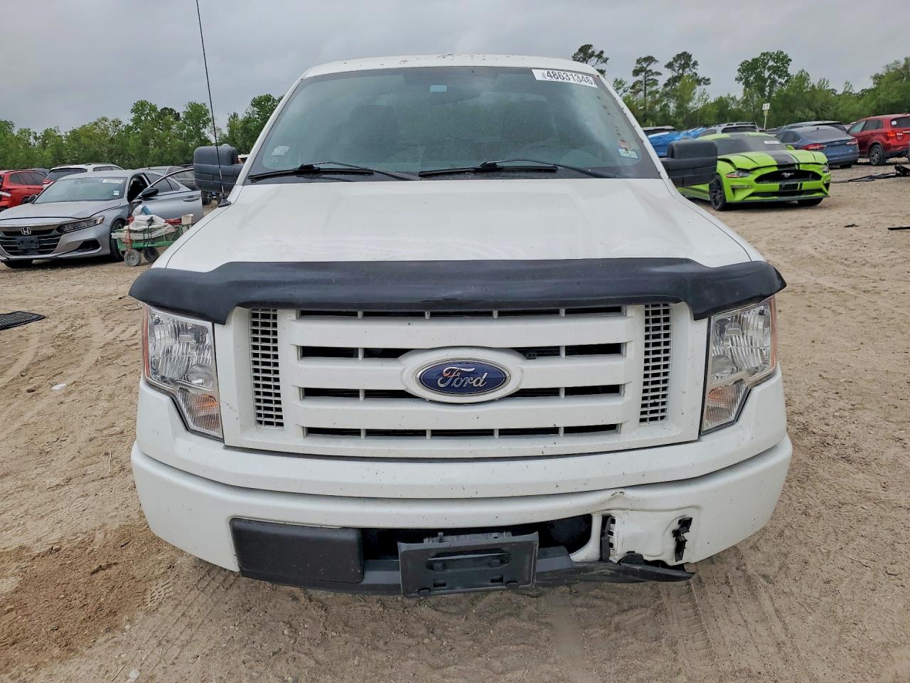 2011 Ford F150 White vin: 1FTMF1CM1BFC77597