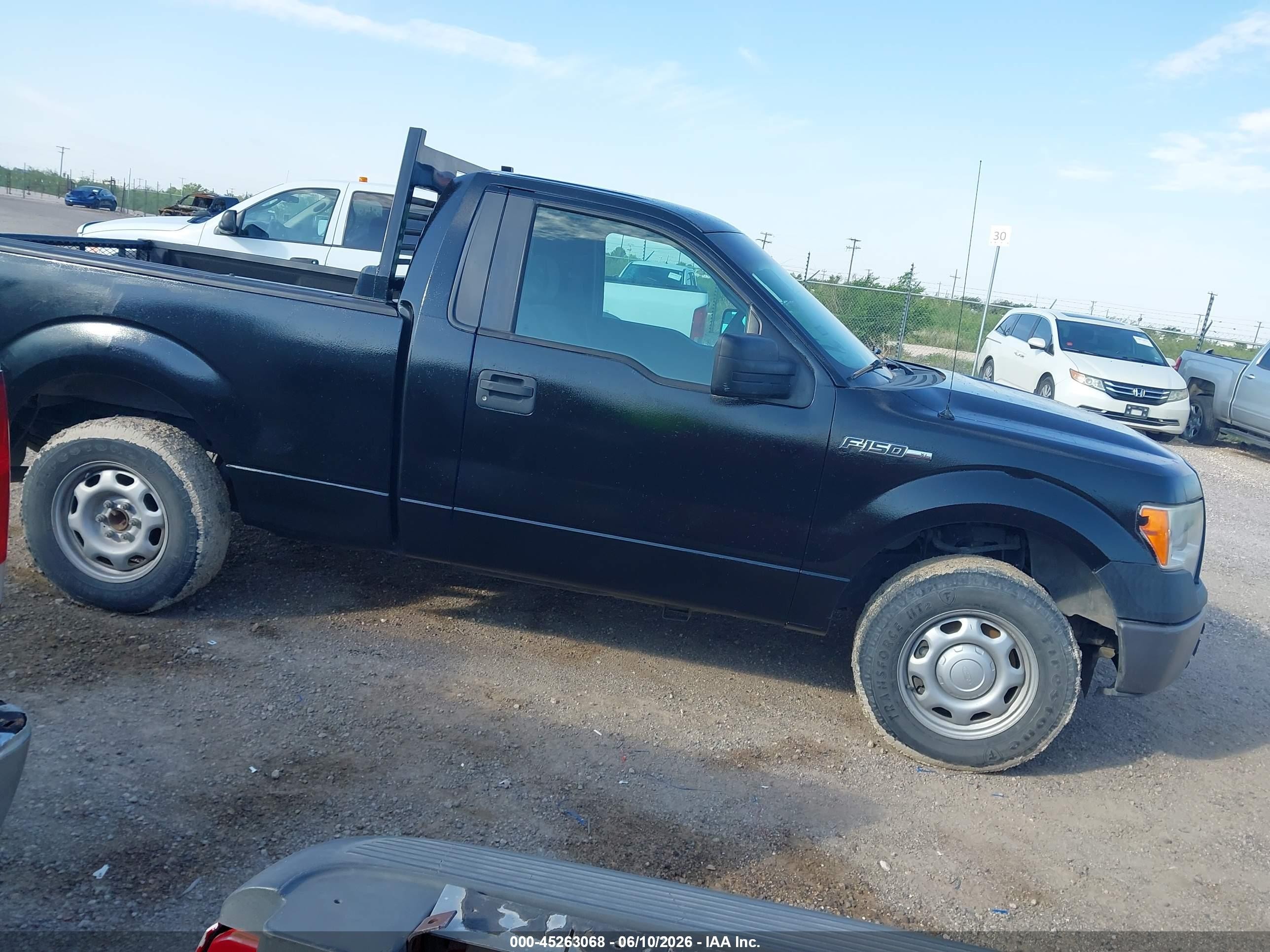 2012 Ford F-150 Xl Black vin: 1FTMF1CM1CFB24221