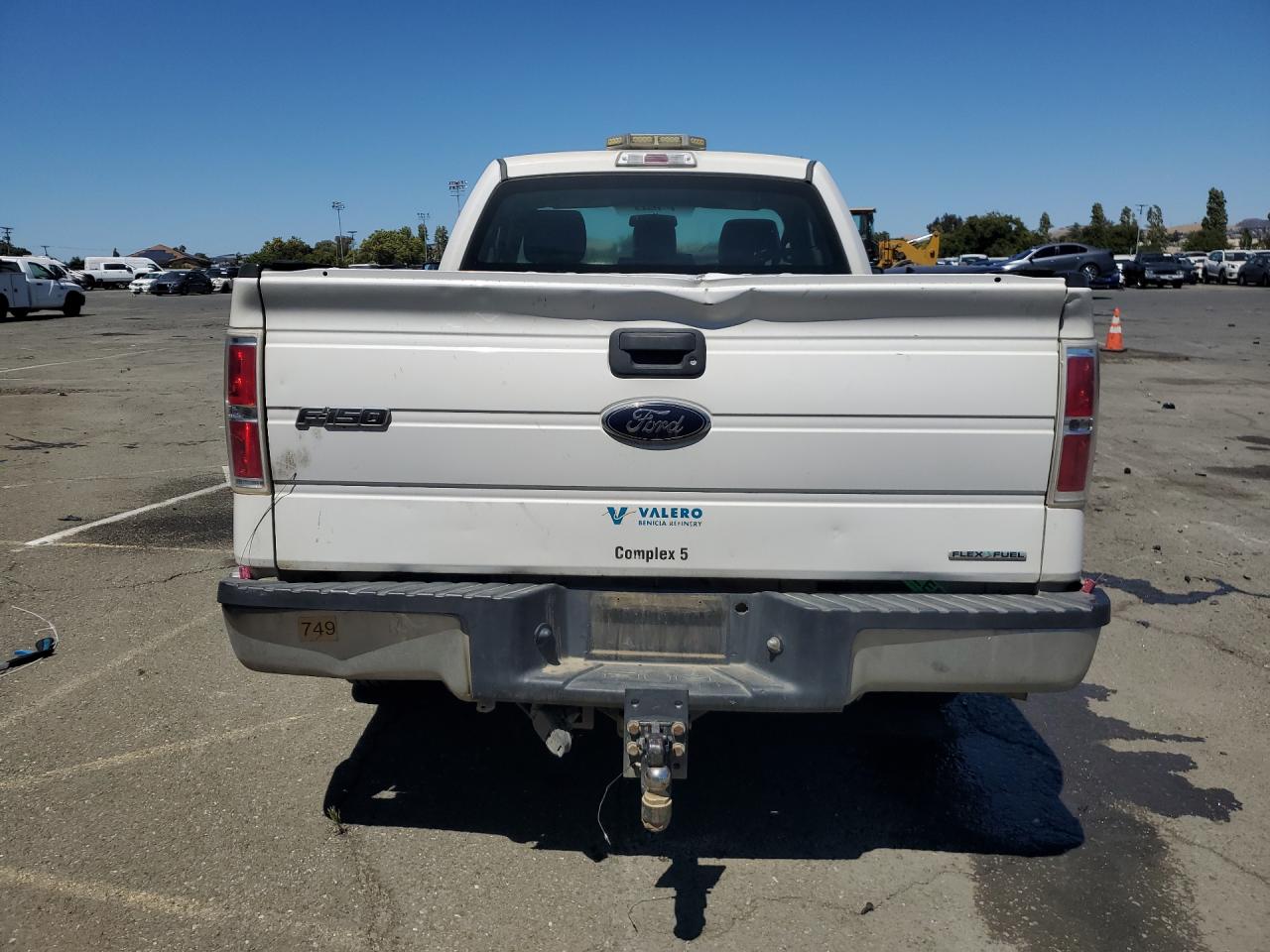 2012 Ford F150 White vin: 1FTMF1CM1CFC37571 Damage: Tailgate, Dent(S) W/ Paint Dmg, > 12 Inches