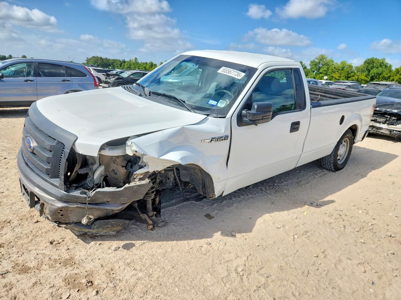 2012 Ford F150 Белый vin: 1FTMF1CM1CKE39530