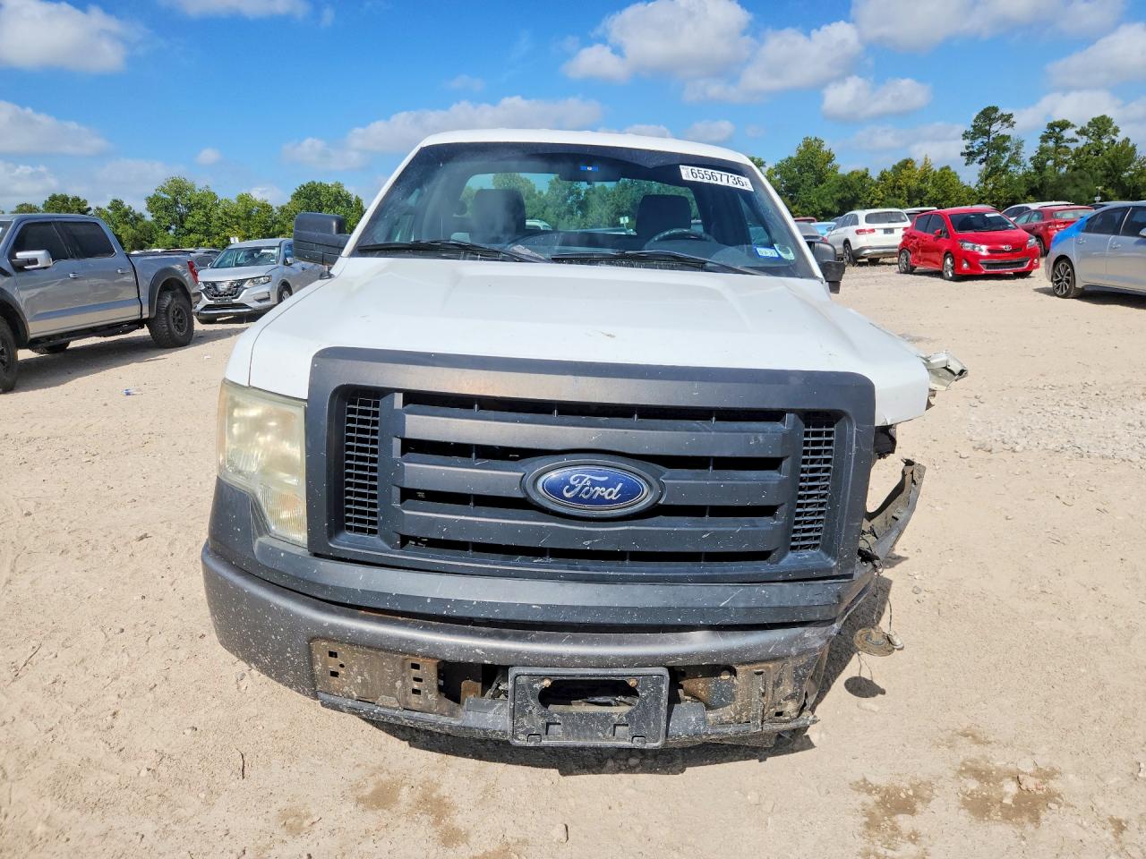 2012 Ford F150 White vin: 1FTMF1CM1CKE39530