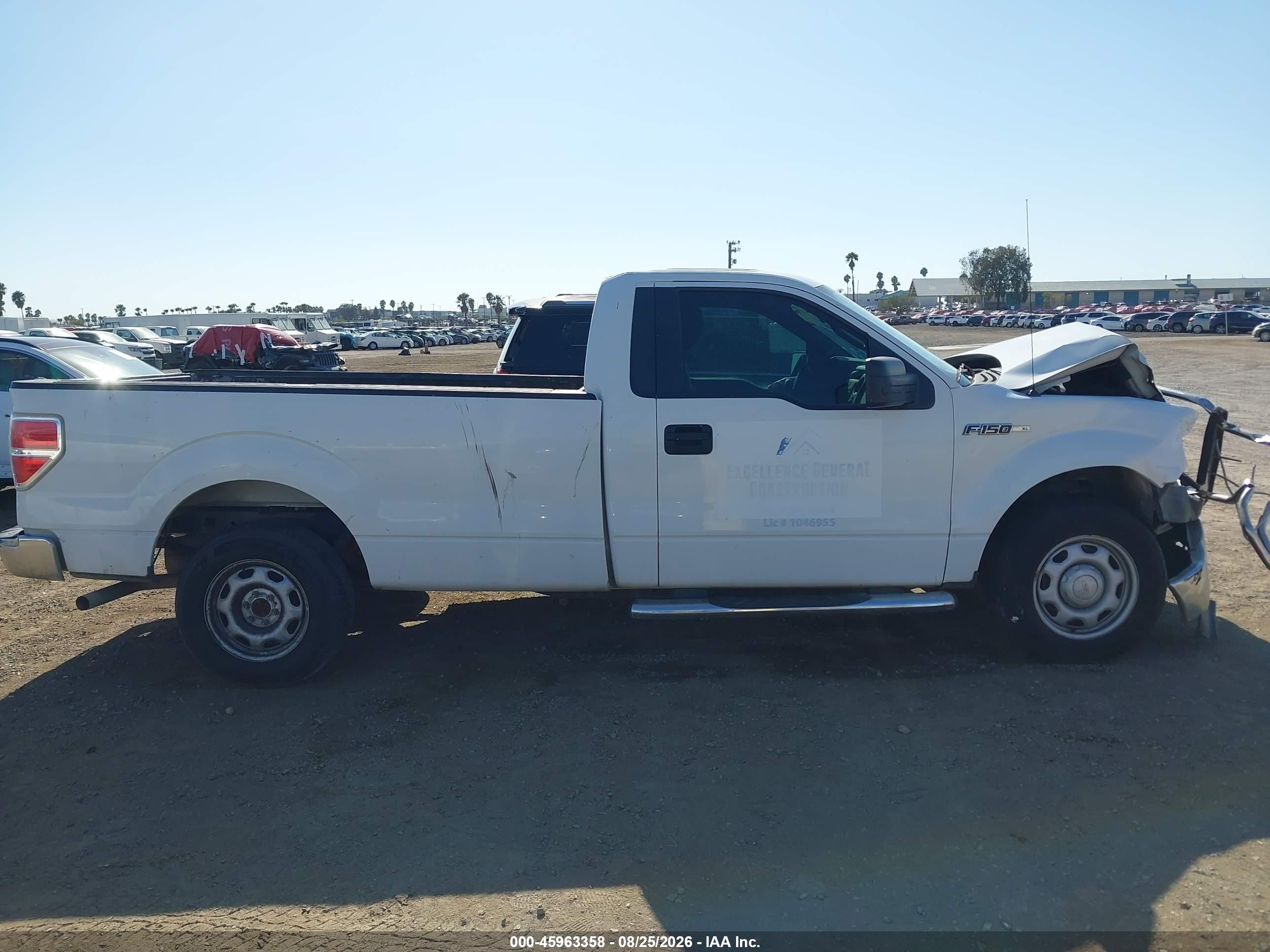 2013 Ford F-150 Xl White vin: 1FTMF1CM1DKE04729
