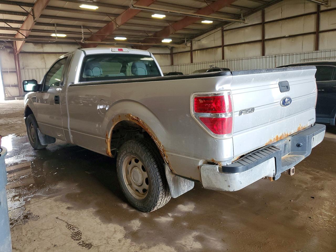 2013 Ford F150 Серебряный vin: 1FTMF1CM1DKE32806