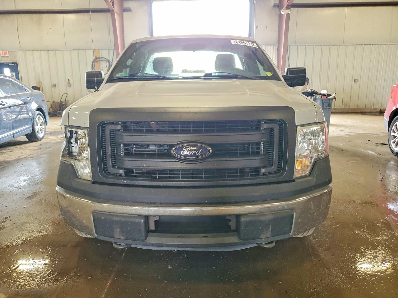 2013 Ford F150 Серебряный vin: 1FTMF1CM1DKE32806