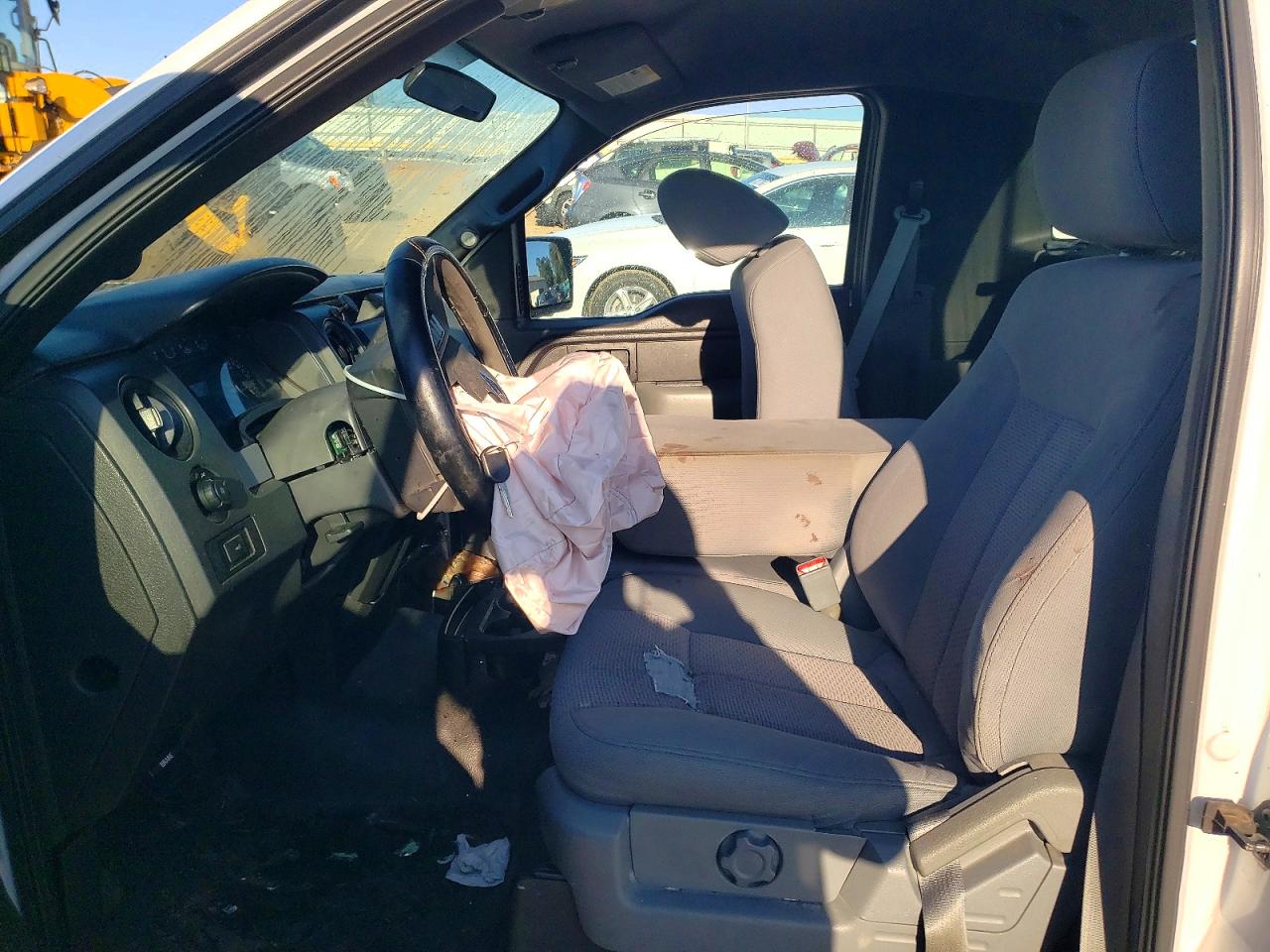 2013 Ford F150 Xl White vin: 1FTMF1CM1DKE67569