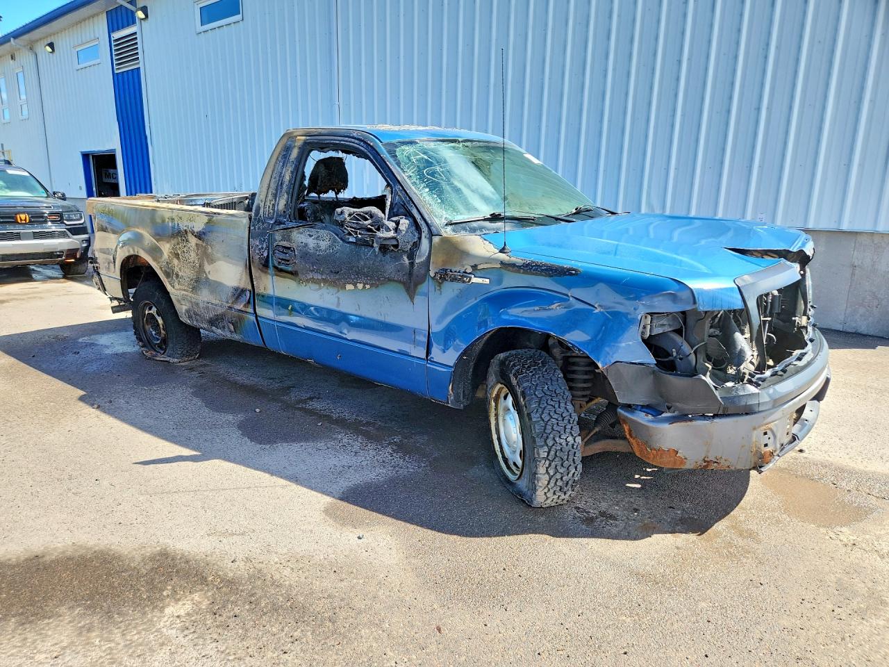 2013 Ford F150 Blue vin: 1FTMF1CM1DKF62018