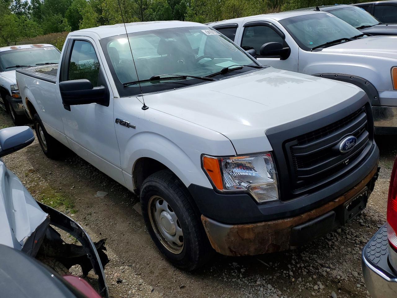 2014 Ford F150 Белый vin: 1FTMF1CM1EKD82796