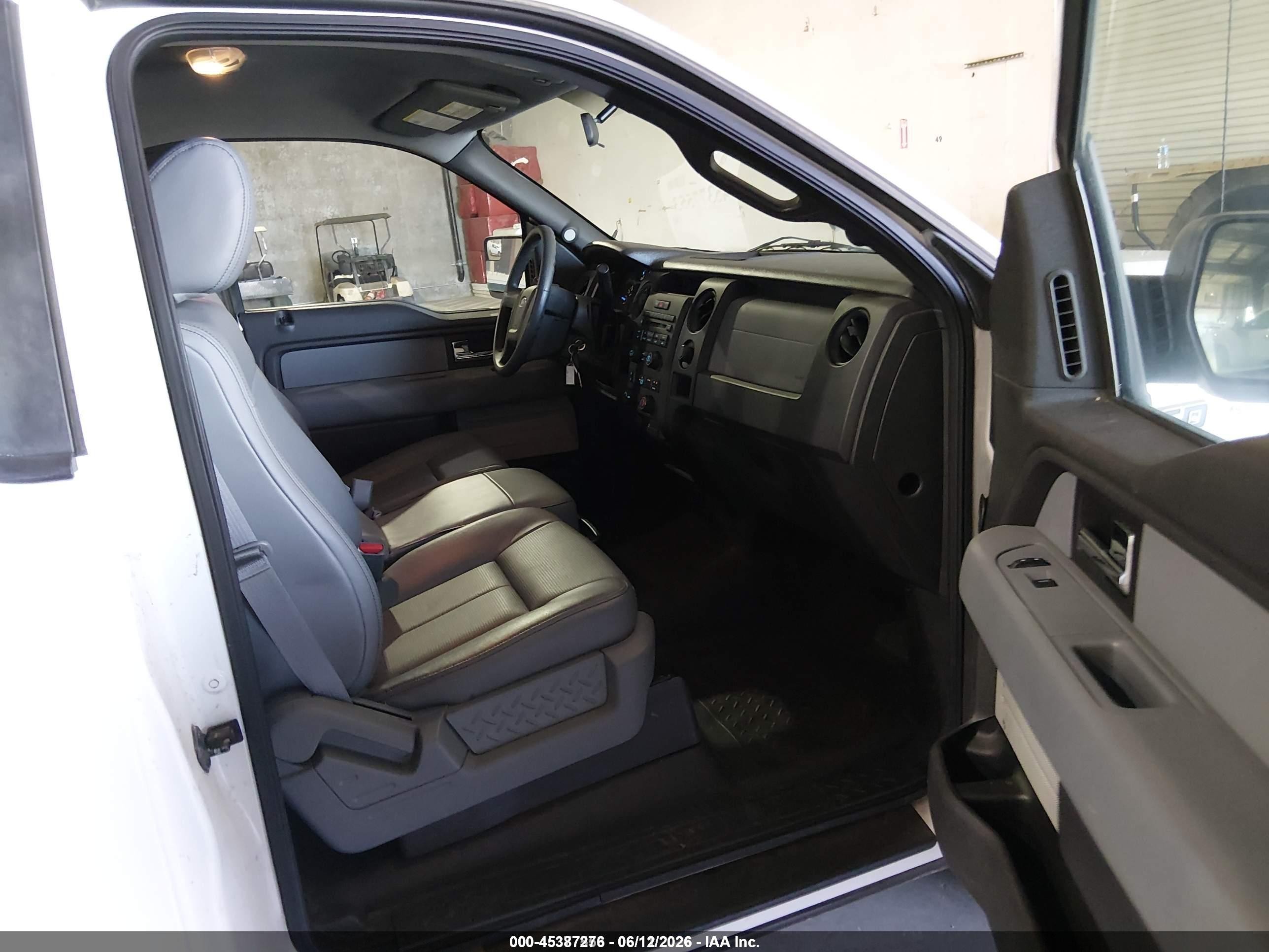 2014 Ford F-150 Xl White vin: 1FTMF1CM1EKE41636