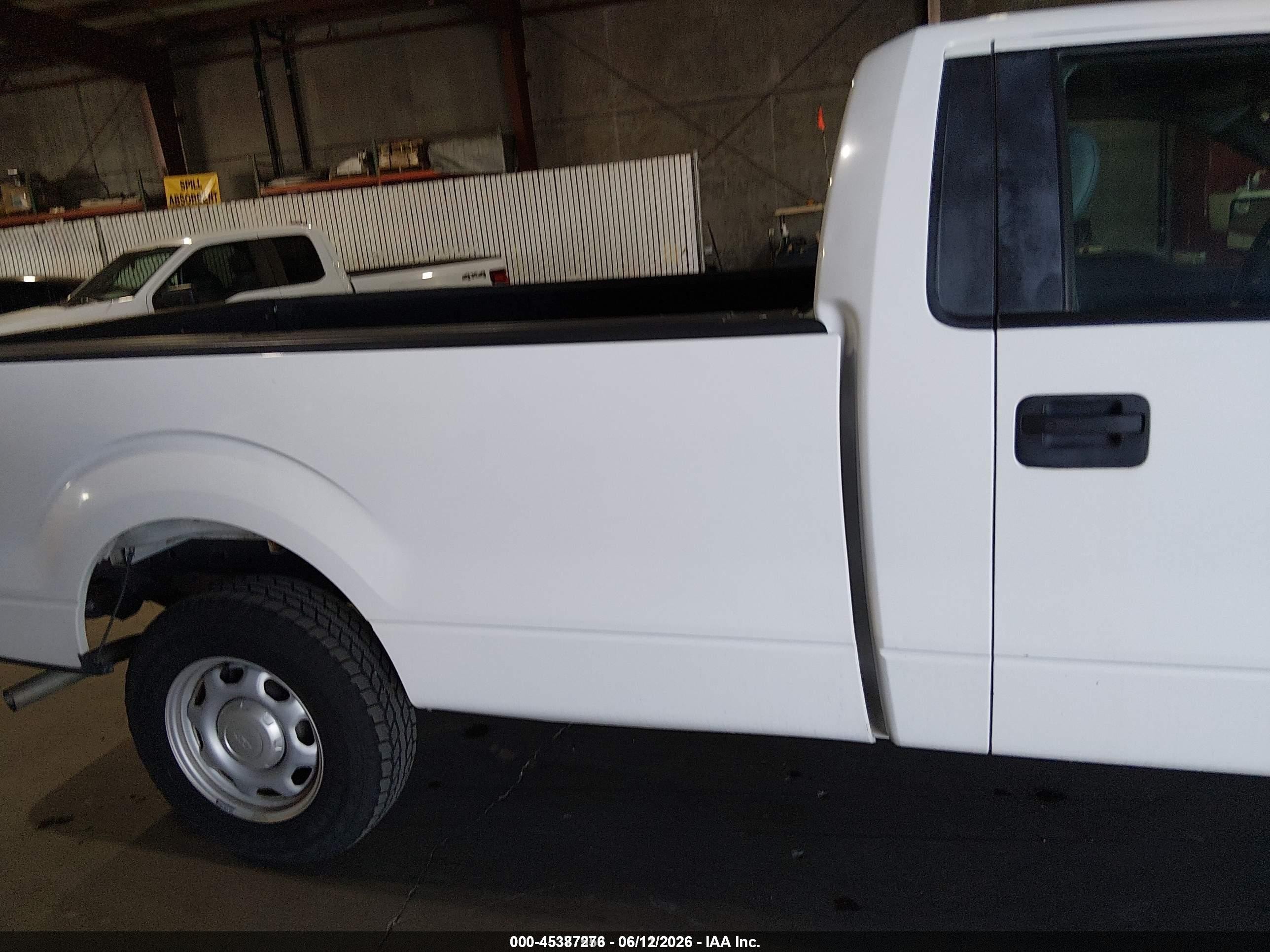 2014 Ford F-150 Xl White vin: 1FTMF1CM1EKE41636