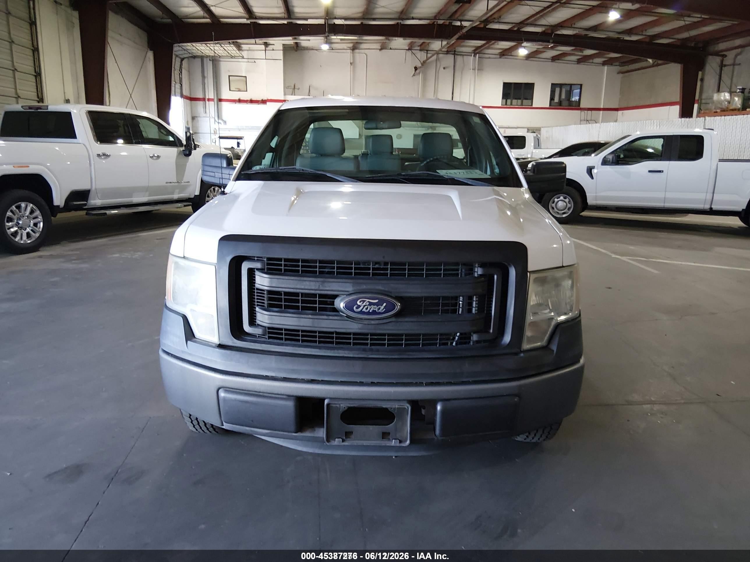 2014 Ford F-150 Xl White vin: 1FTMF1CM1EKE41636