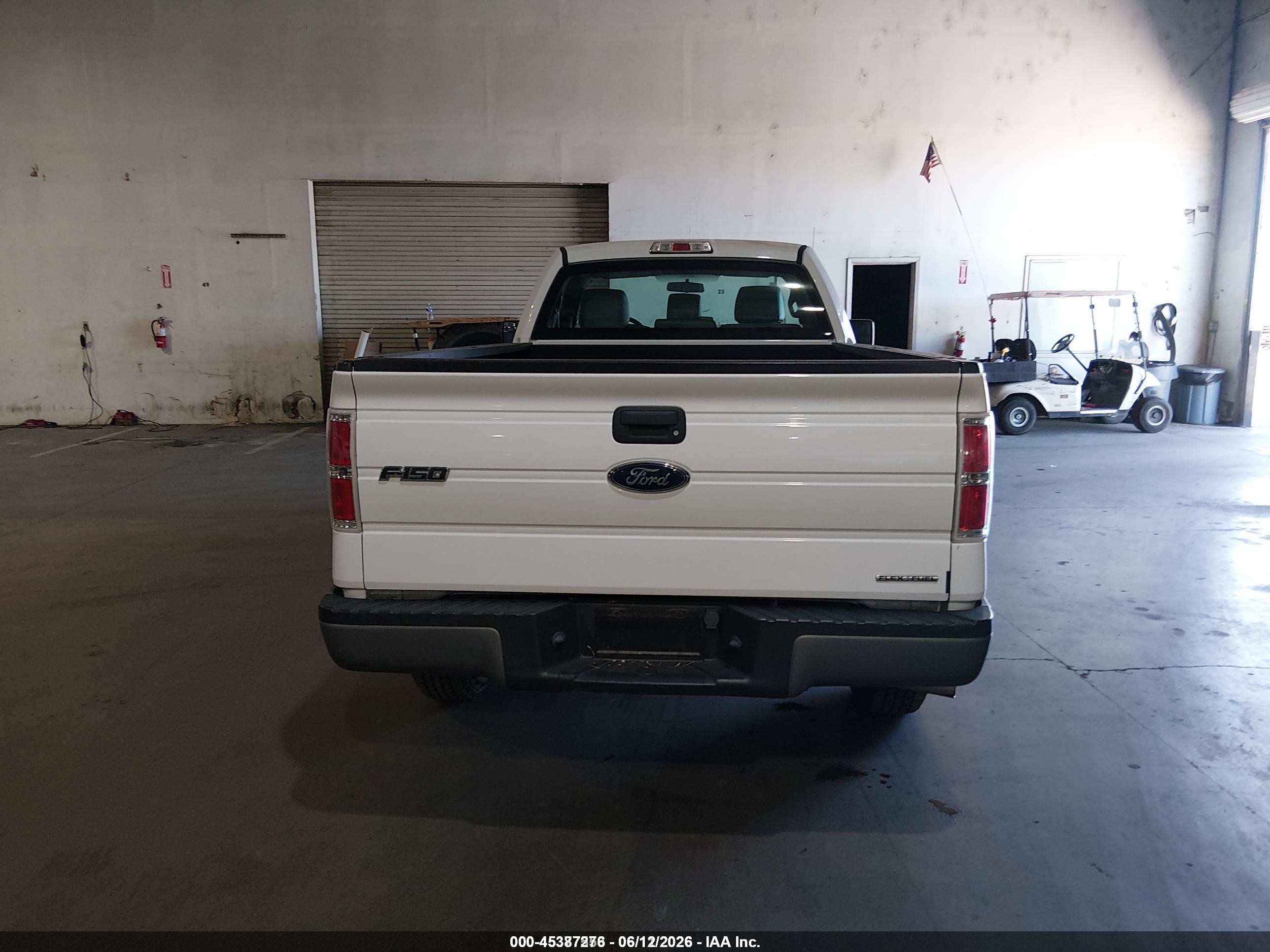 2014 Ford F-150 Xl White vin: 1FTMF1CM1EKE41636