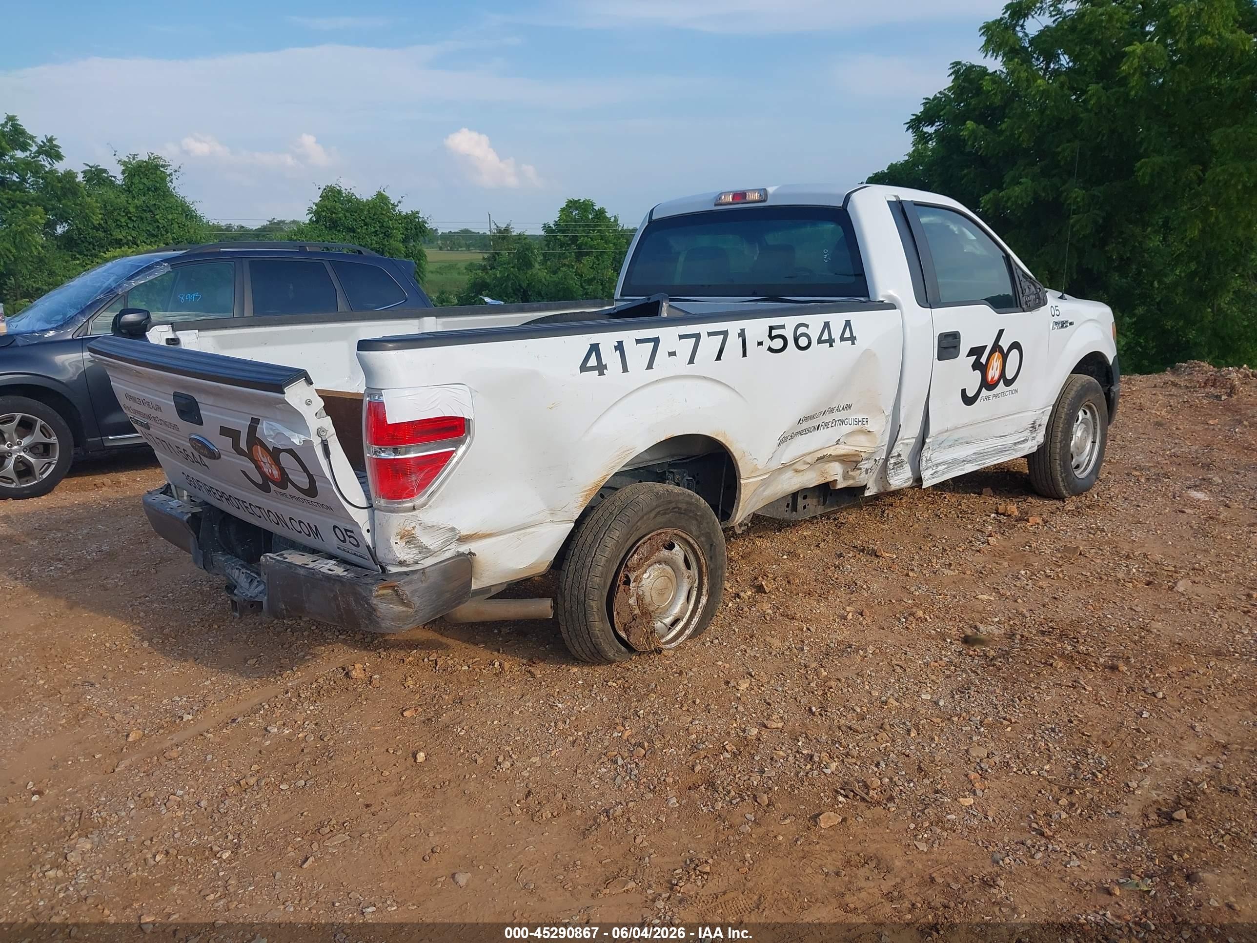 2014 Ford F-150 Xl White vin: 1FTMF1CM1EKE66343
