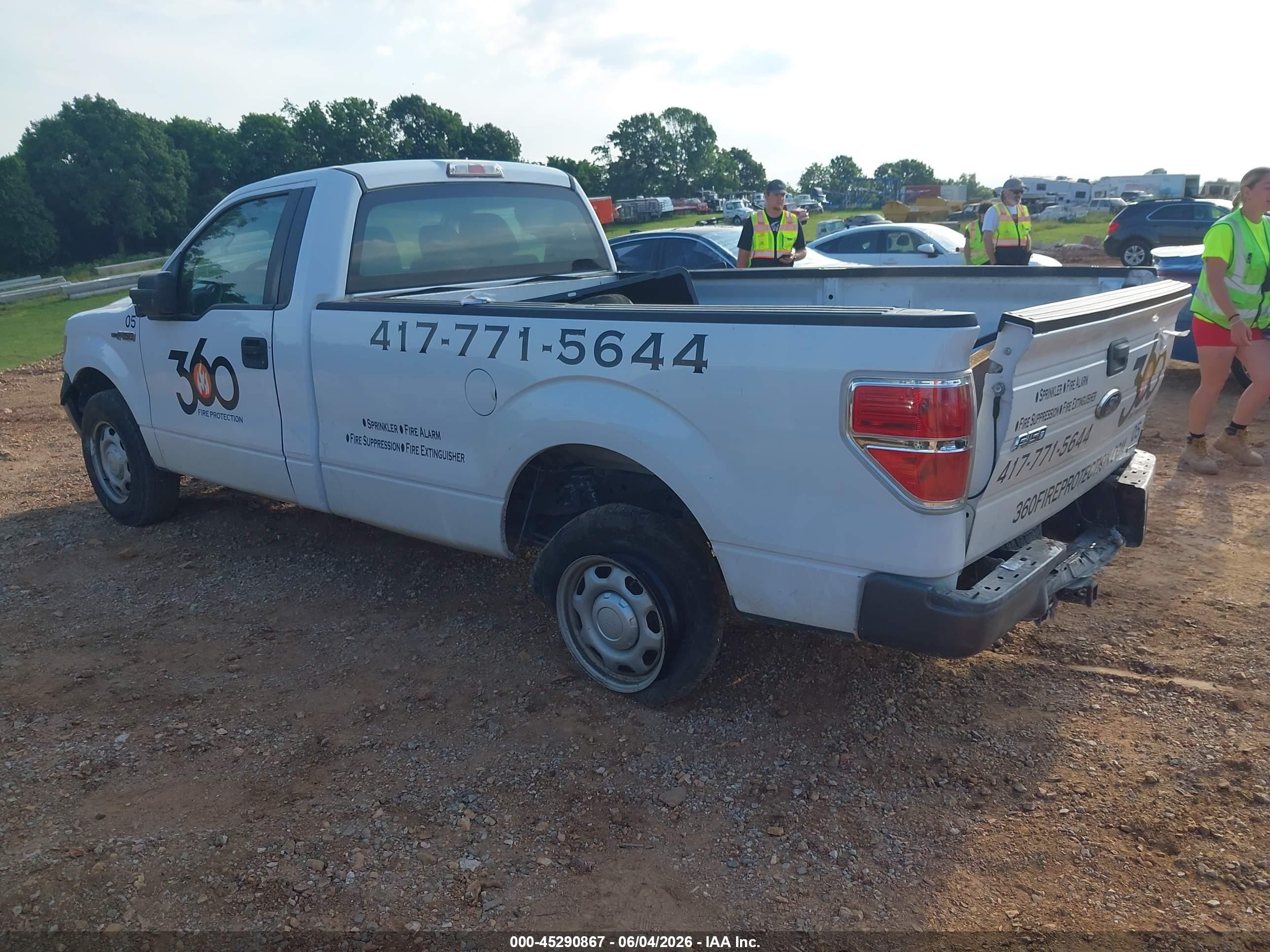 2014 Ford F-150 Xl White vin: 1FTMF1CM1EKE66343