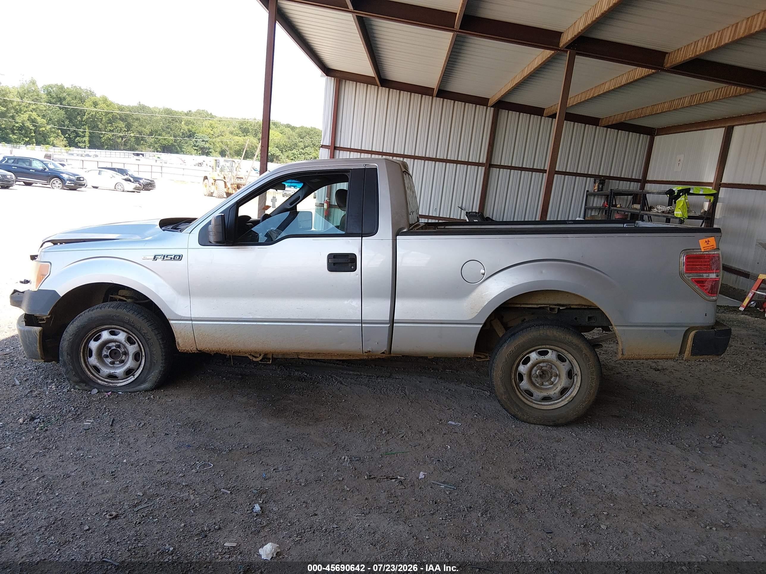 2011 Ford F-150 Xl Silver vin: 1FTMF1CM2BFA91700