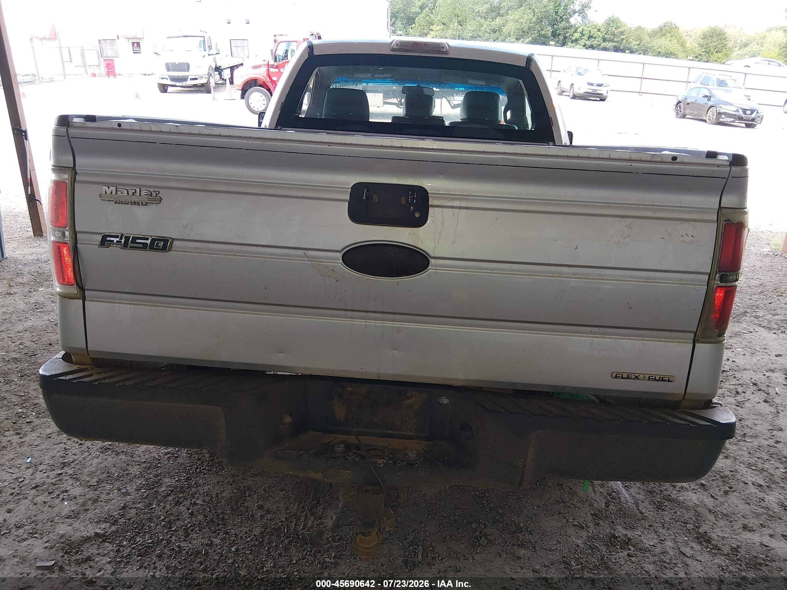 2011 Ford F-150 Xl Silver vin: 1FTMF1CM2BFA91700