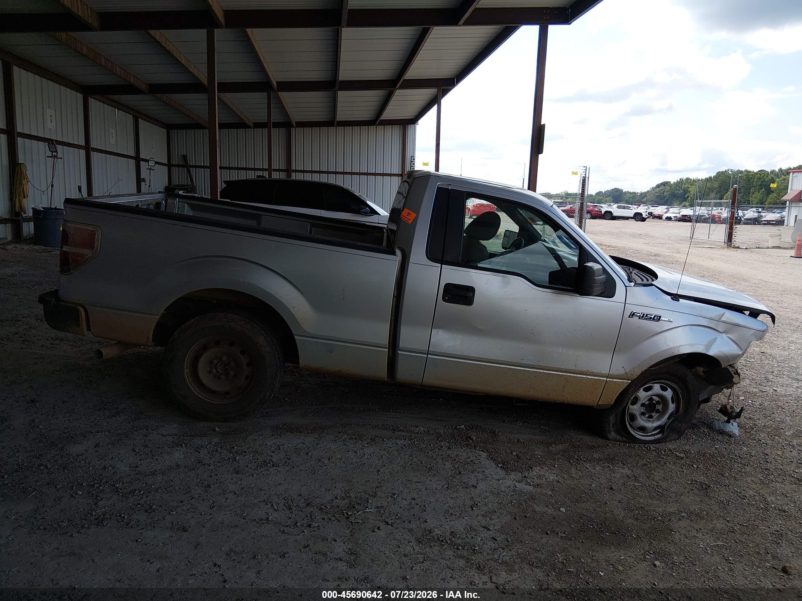 2011 Ford F-150 Xl Silver vin: 1FTMF1CM2BFA91700