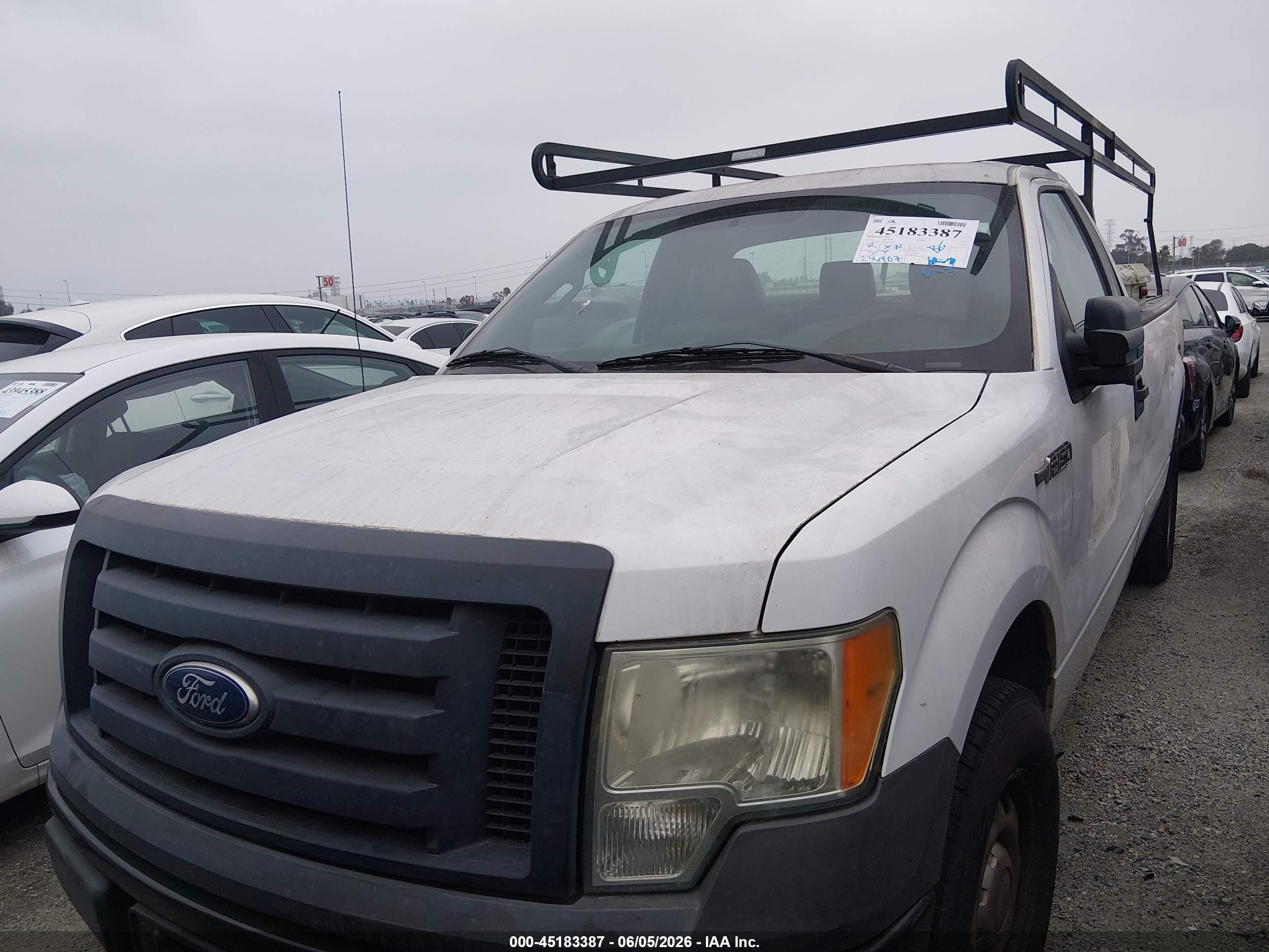 2011 Ford F150   White vin: 1FTMF1CM2BKD35790