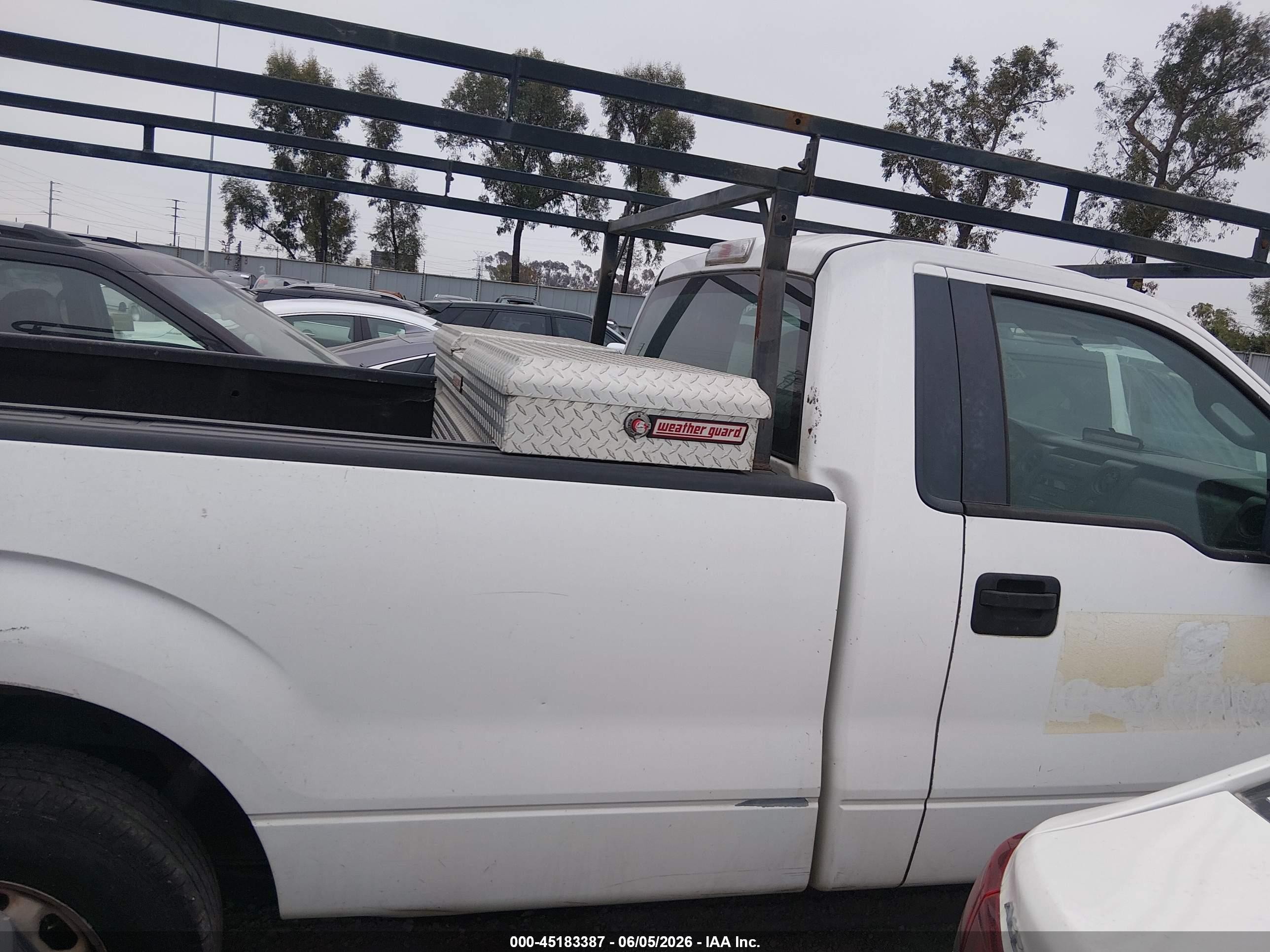 2011 Ford F150   White vin: 1FTMF1CM2BKD35790