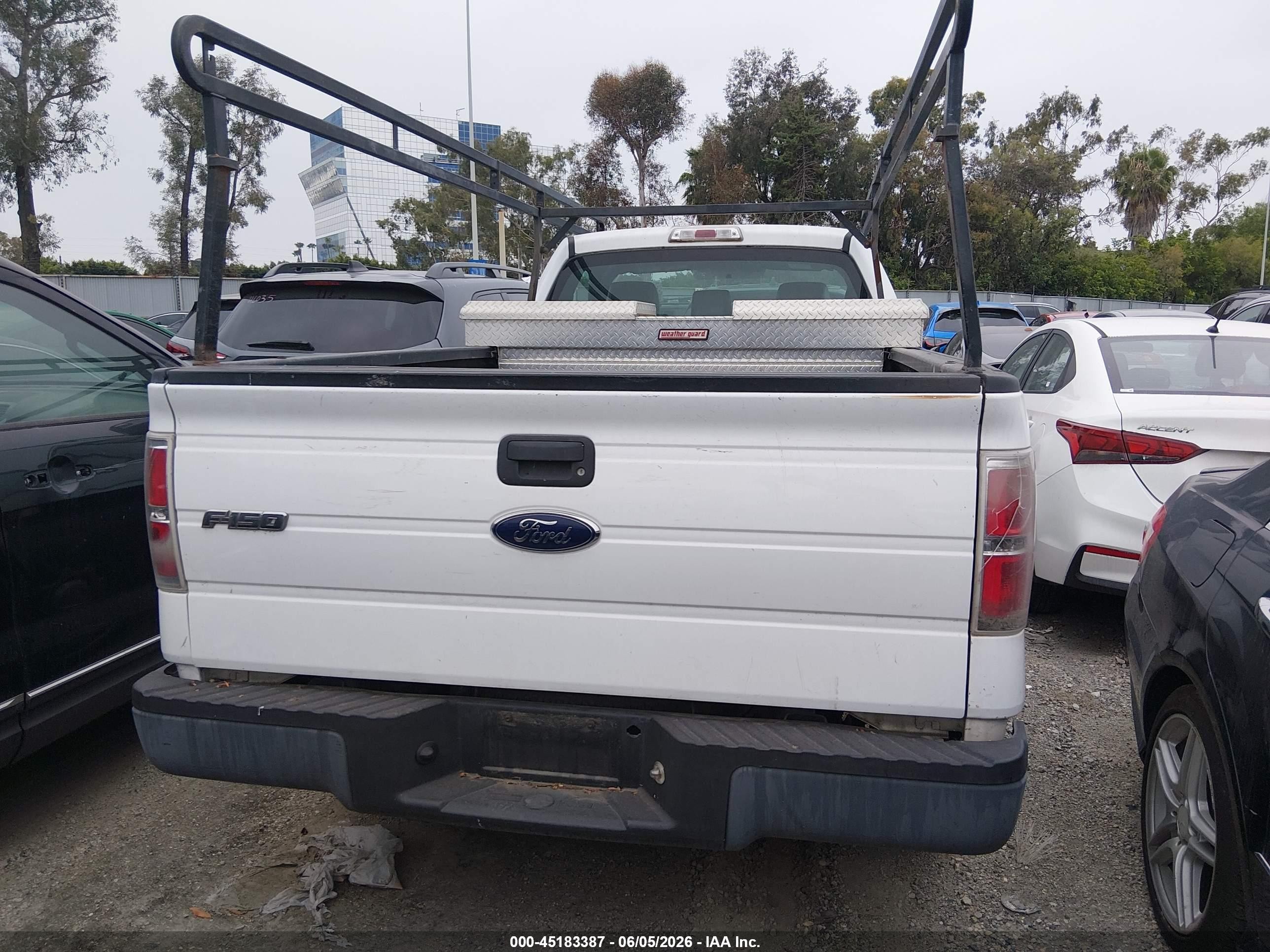 2011 Ford F150   White vin: 1FTMF1CM2BKD35790