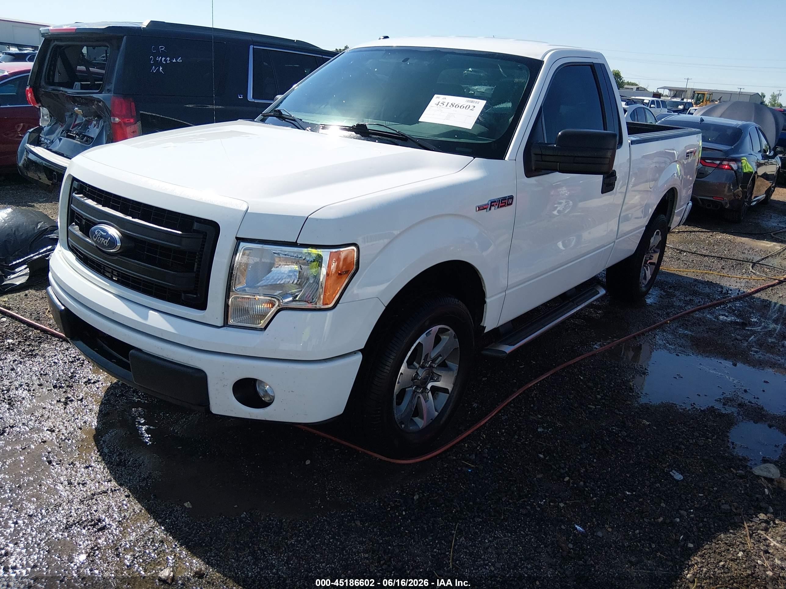 2013 Ford F-150 Stx White vin: 1FTMF1CM2DFC34468