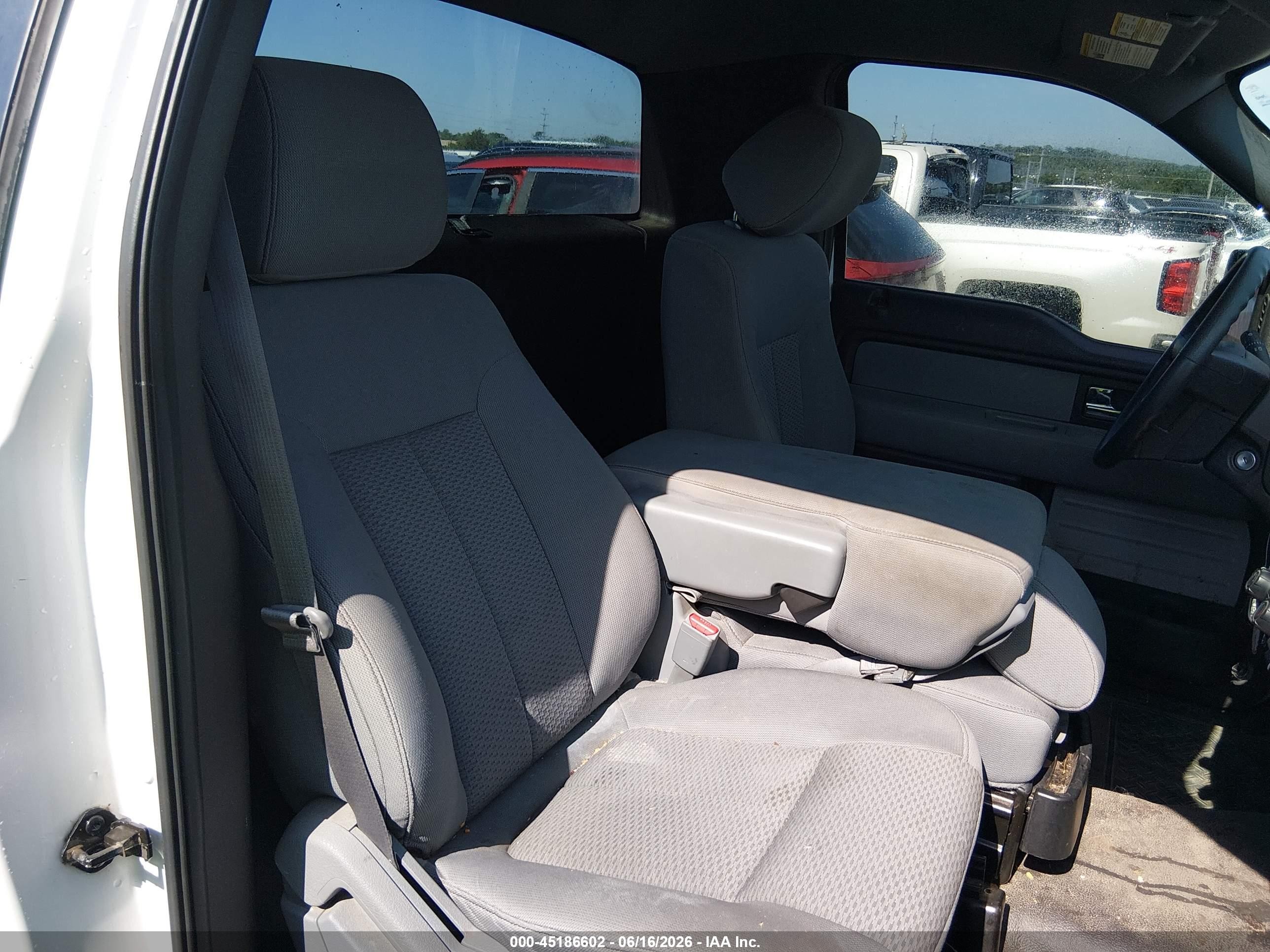 2013 Ford F-150 Stx White vin: 1FTMF1CM2DFC34468