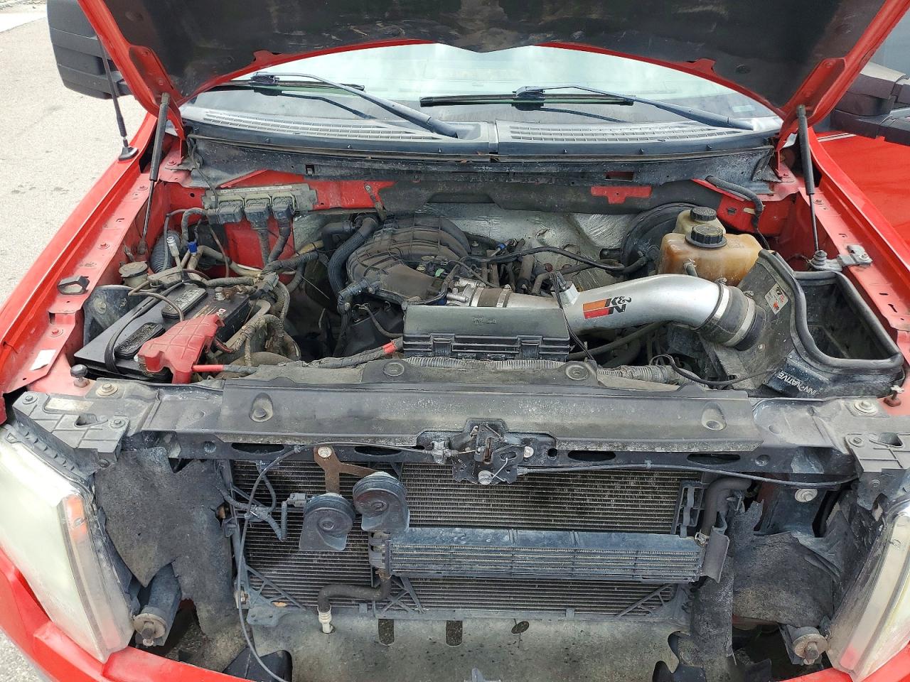 2013 Ford F150 Red vin: 1FTMF1CM2DFD77565