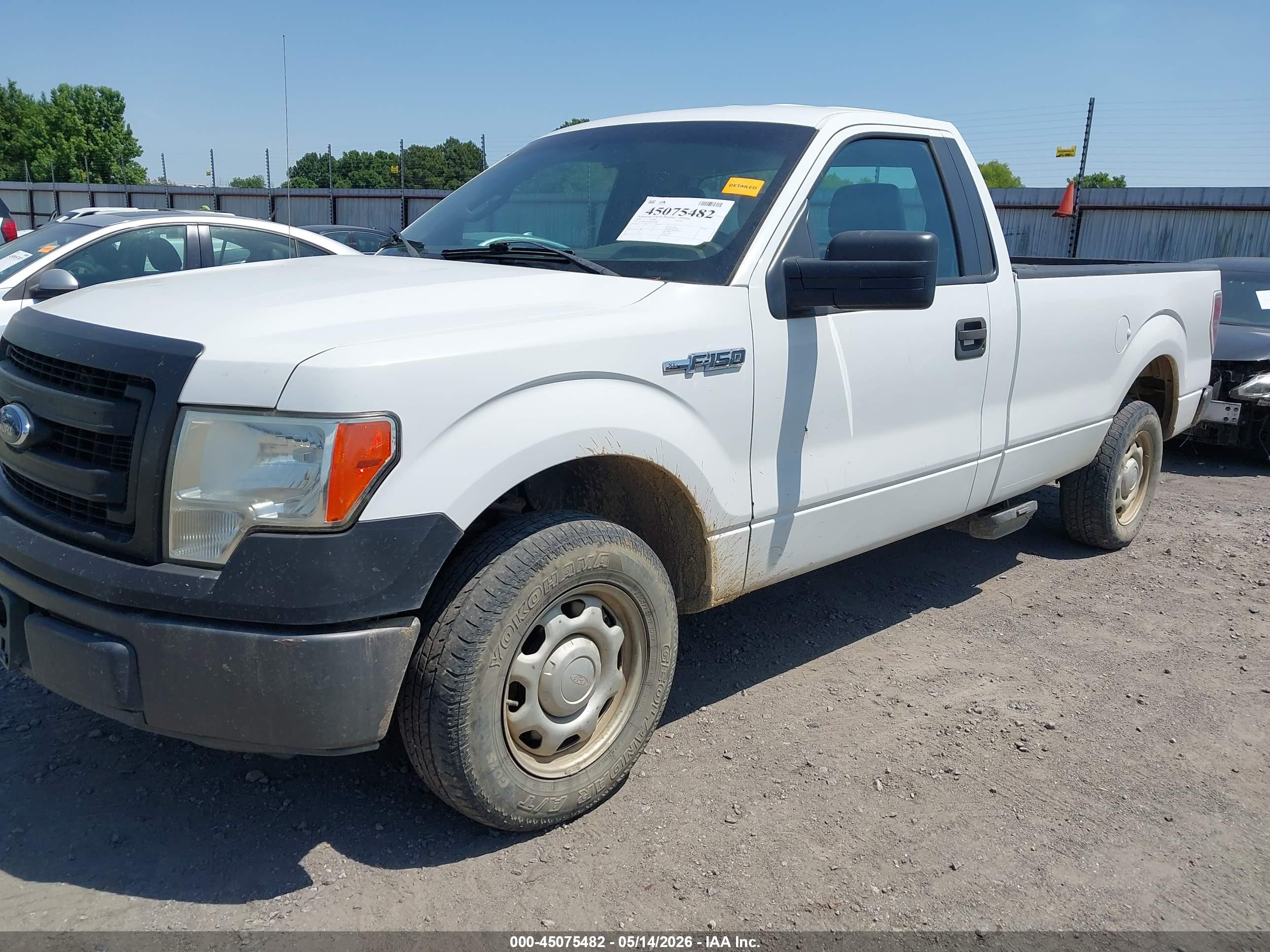 2013 Ford F-150 Xl White vin: 1FTMF1CM2DKE58248