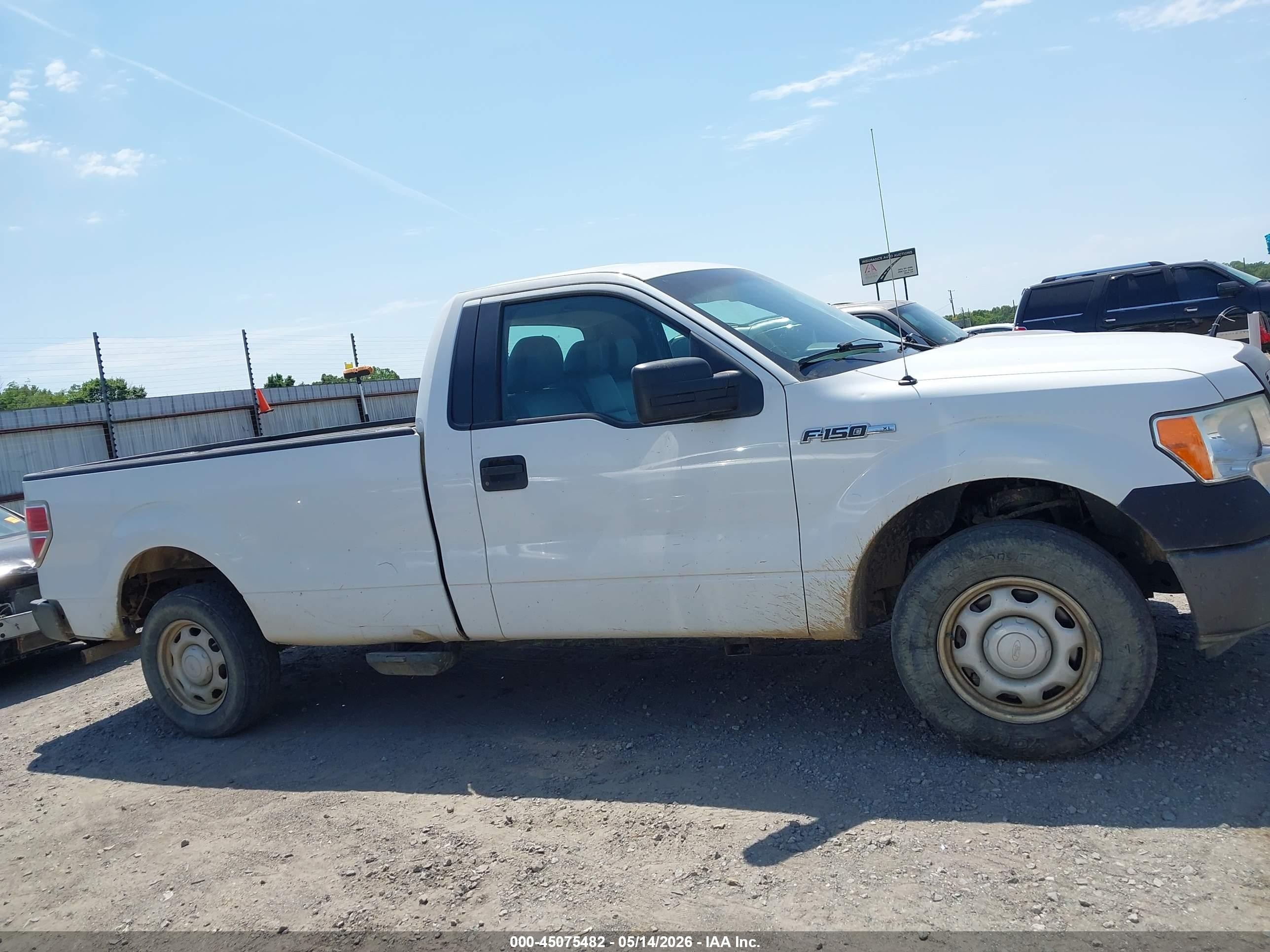 2013 Ford F-150 Xl White vin: 1FTMF1CM2DKE58248