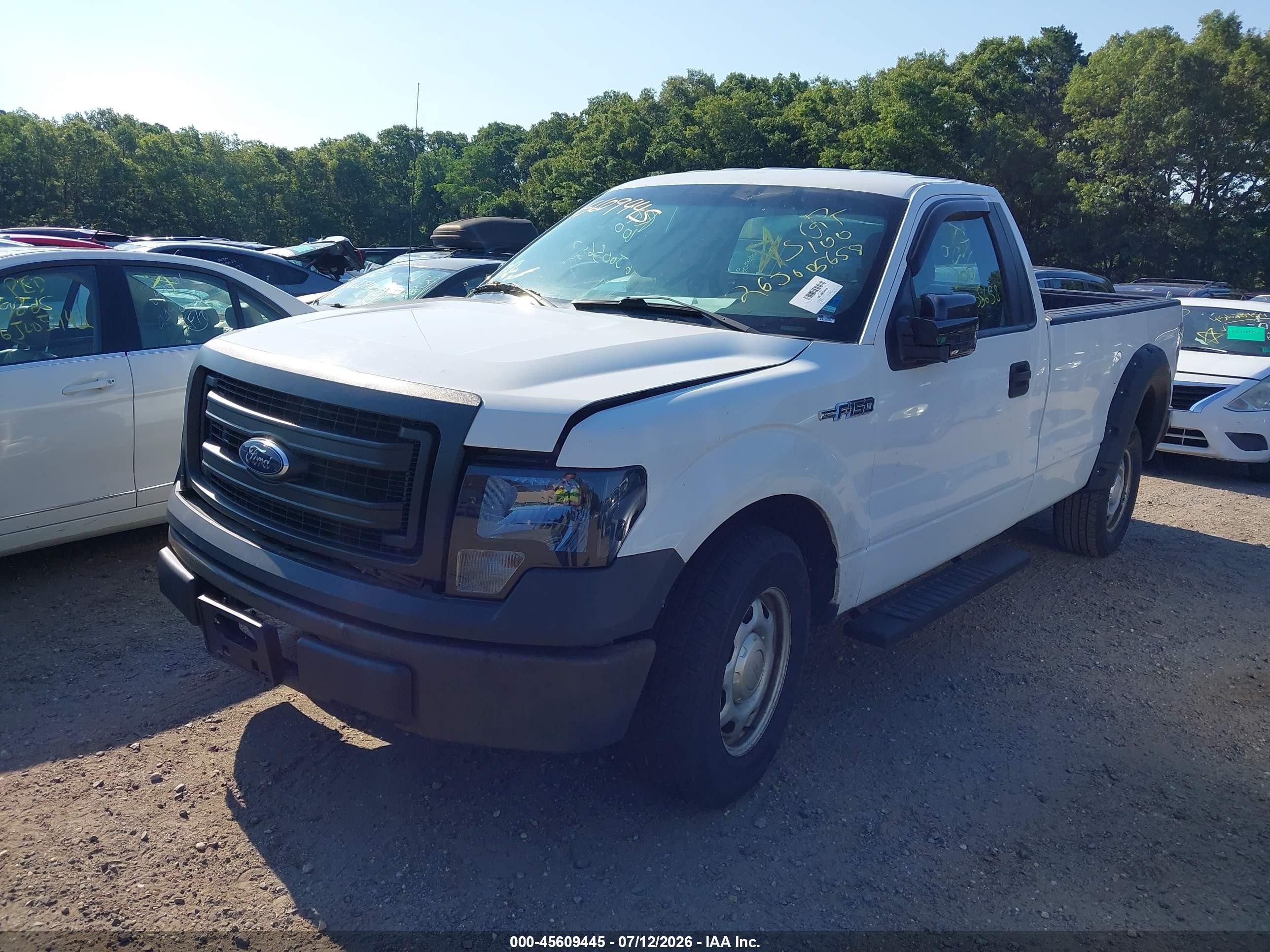 2013 Ford F-150 Xl White vin: 1FTMF1CM2DKG19777