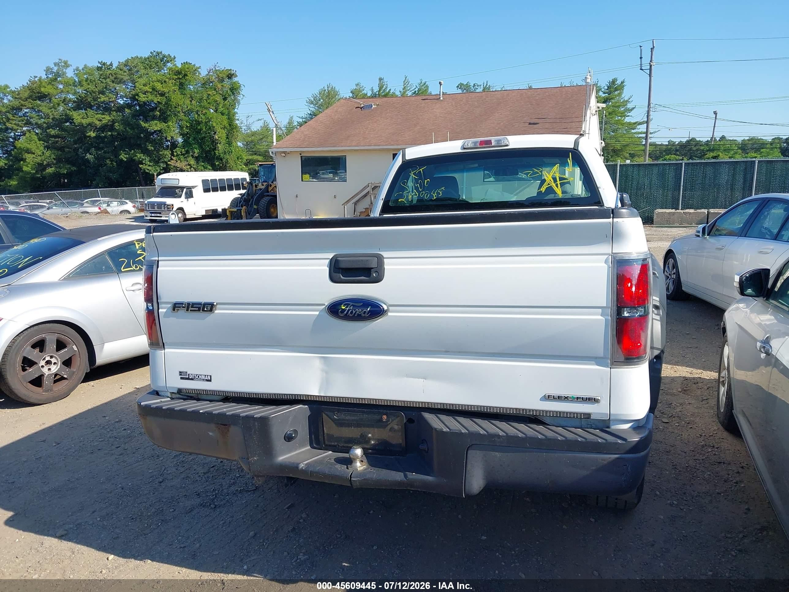 2013 Ford F-150 Xl White vin: 1FTMF1CM2DKG19777