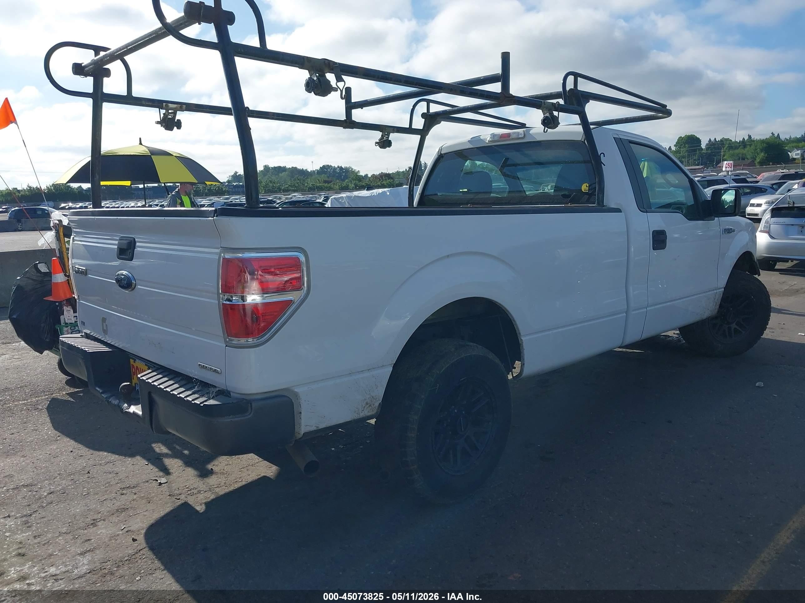 2013 Ford F-150 Xl White vin: 1FTMF1CM2DKG33307