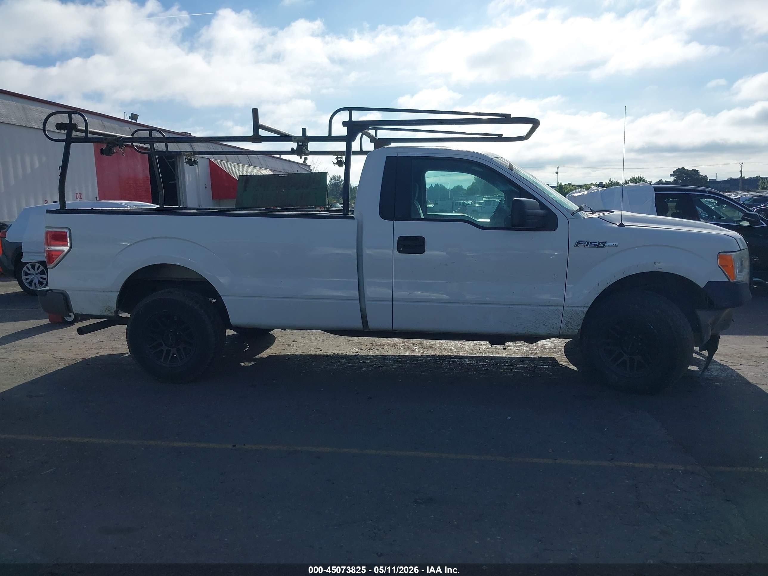 2013 Ford F-150 Xl White vin: 1FTMF1CM2DKG33307