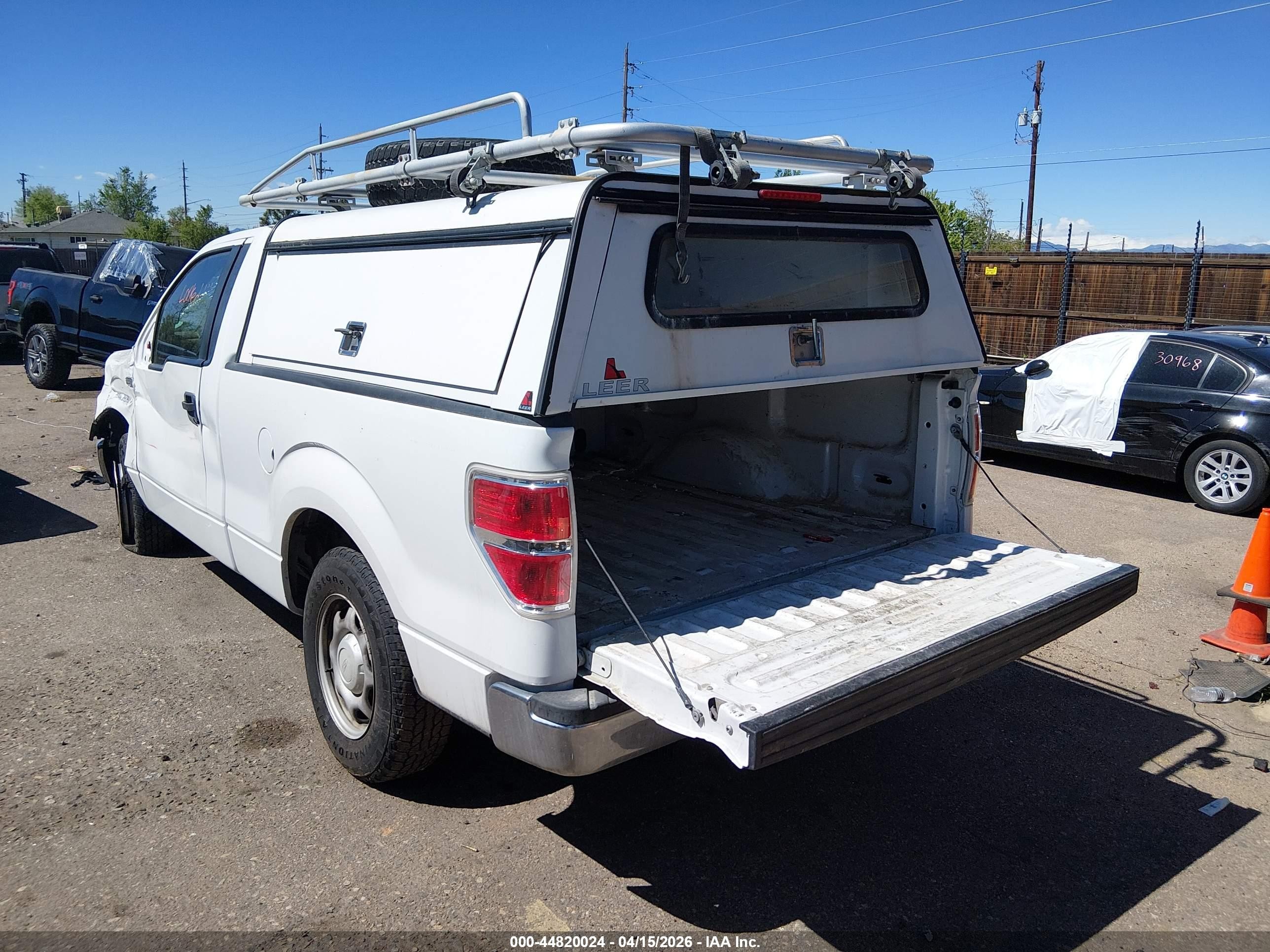 2014 Ford F-150 Xl White vin: 1FTMF1CM2EFC42653