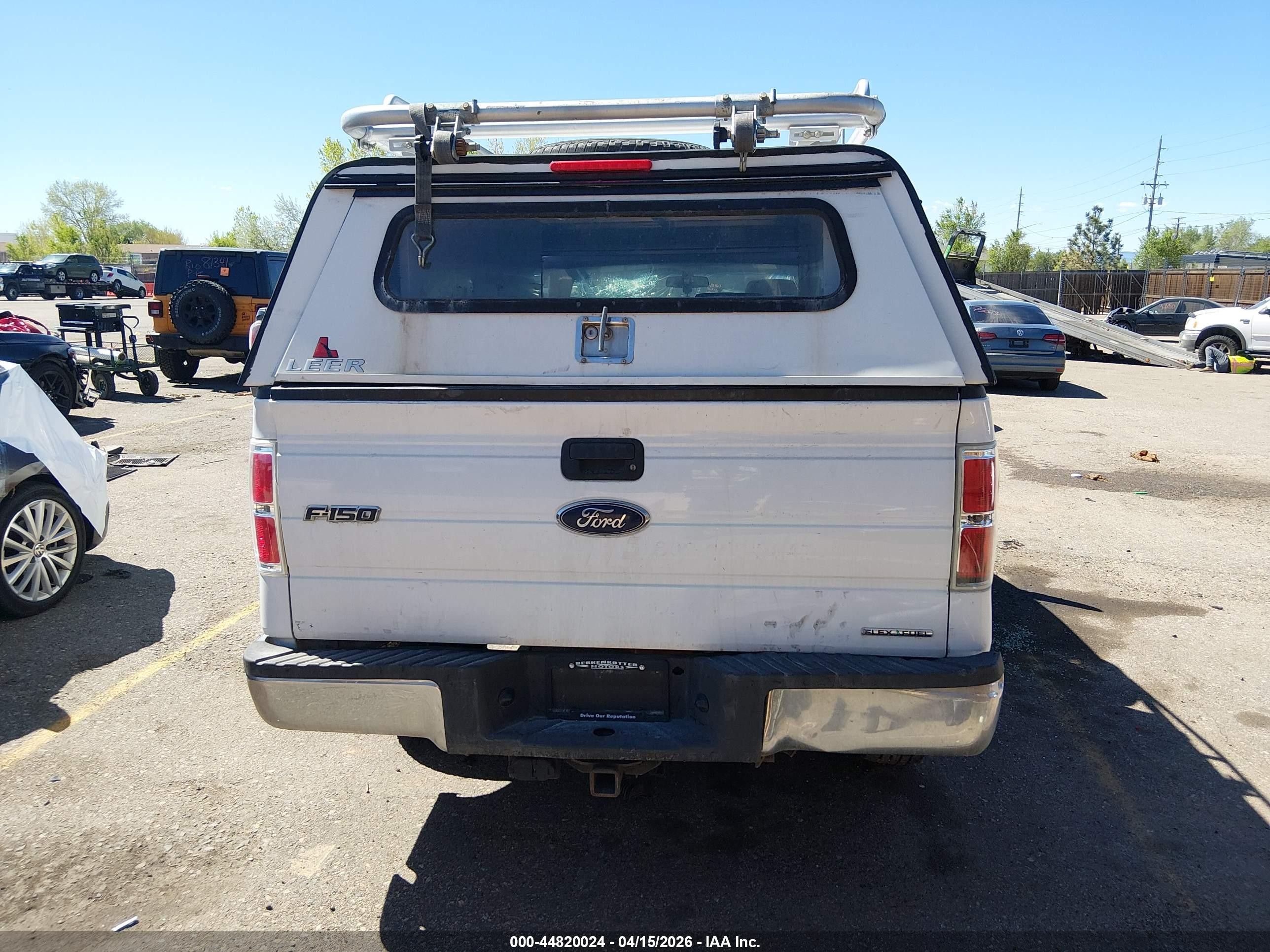 2014 Ford F-150 Xl White vin: 1FTMF1CM2EFC42653
