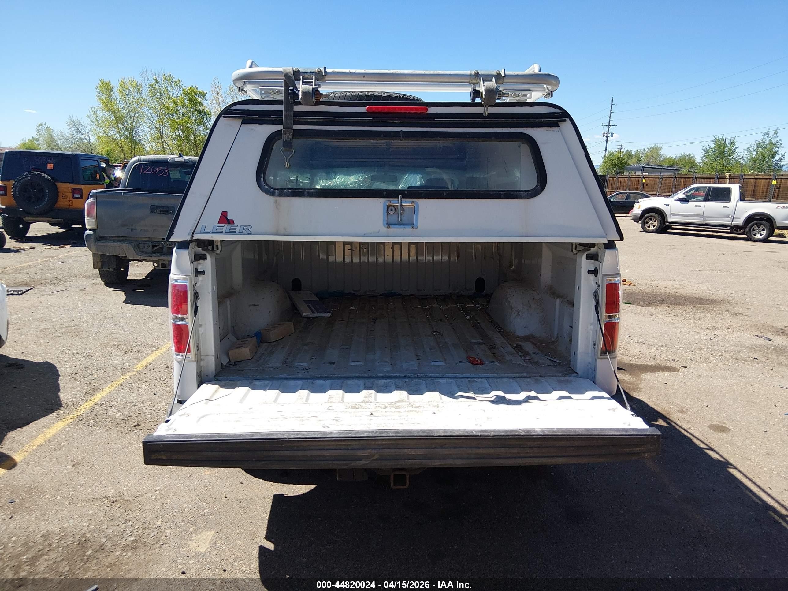 2014 Ford F-150 Xl White vin: 1FTMF1CM2EFC42653