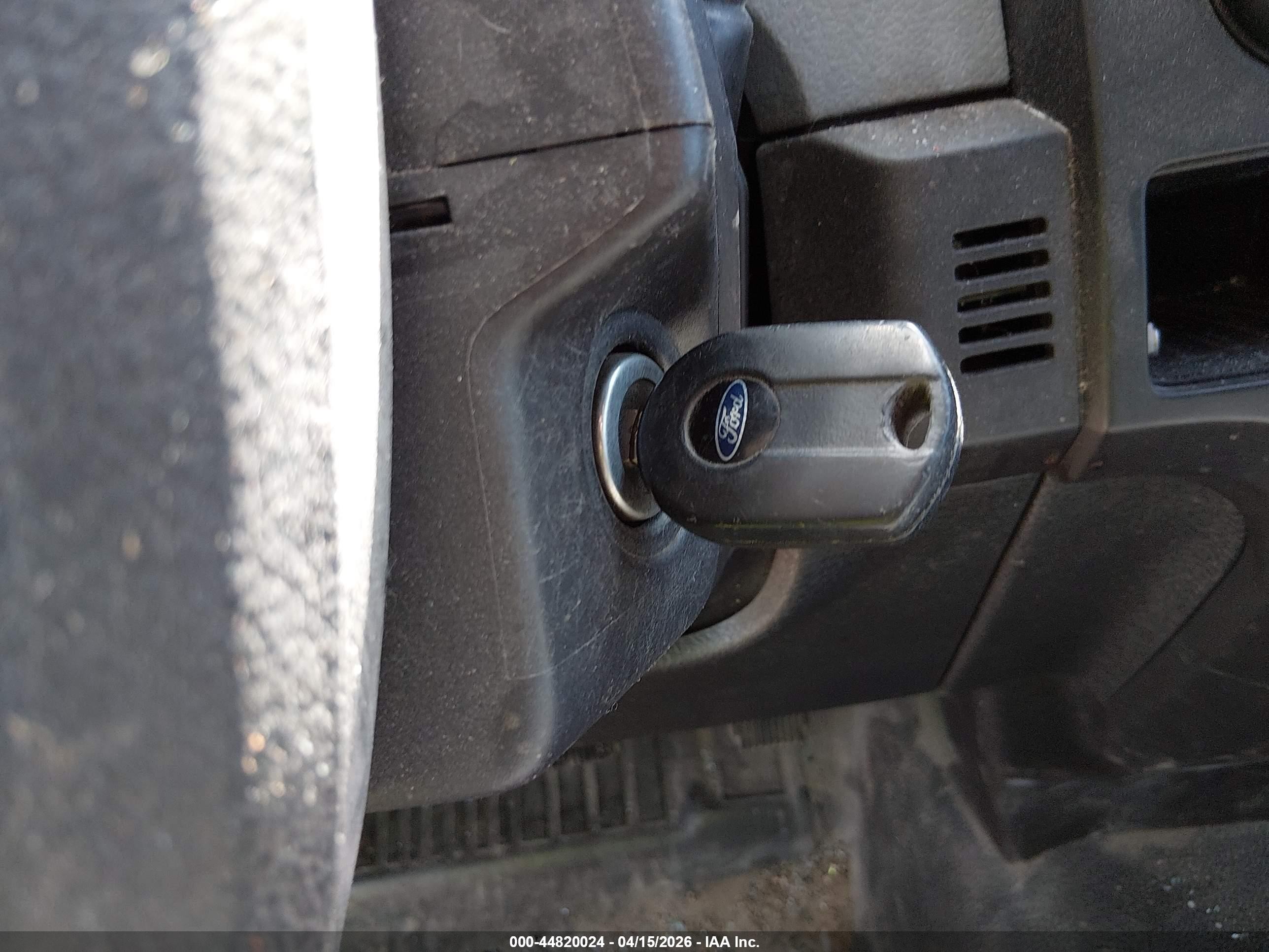 2014 Ford F-150 Xl White vin: 1FTMF1CM2EFC42653