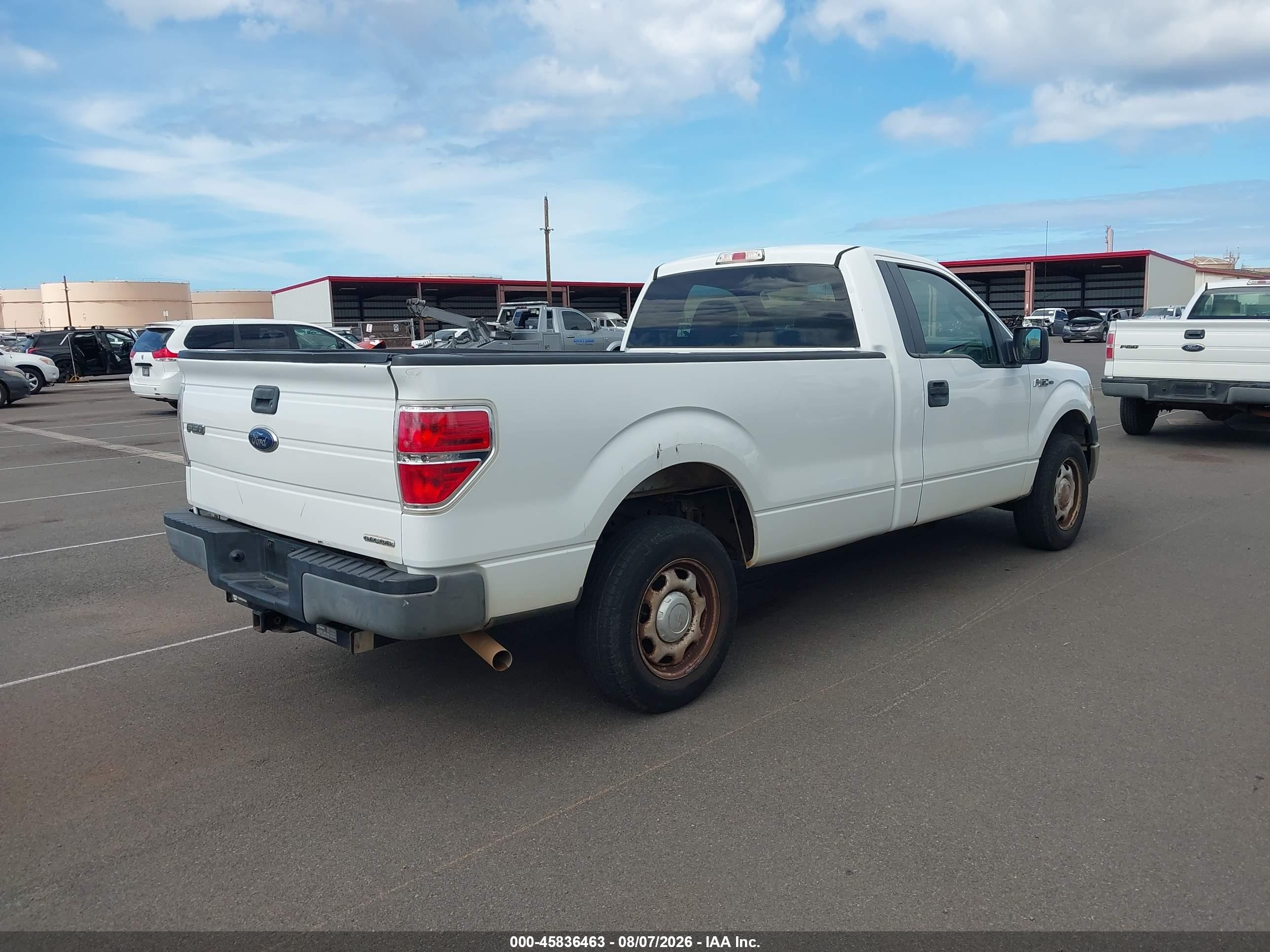 2014 Ford F-150 Xl White vin: 1FTMF1CM2EKE66478