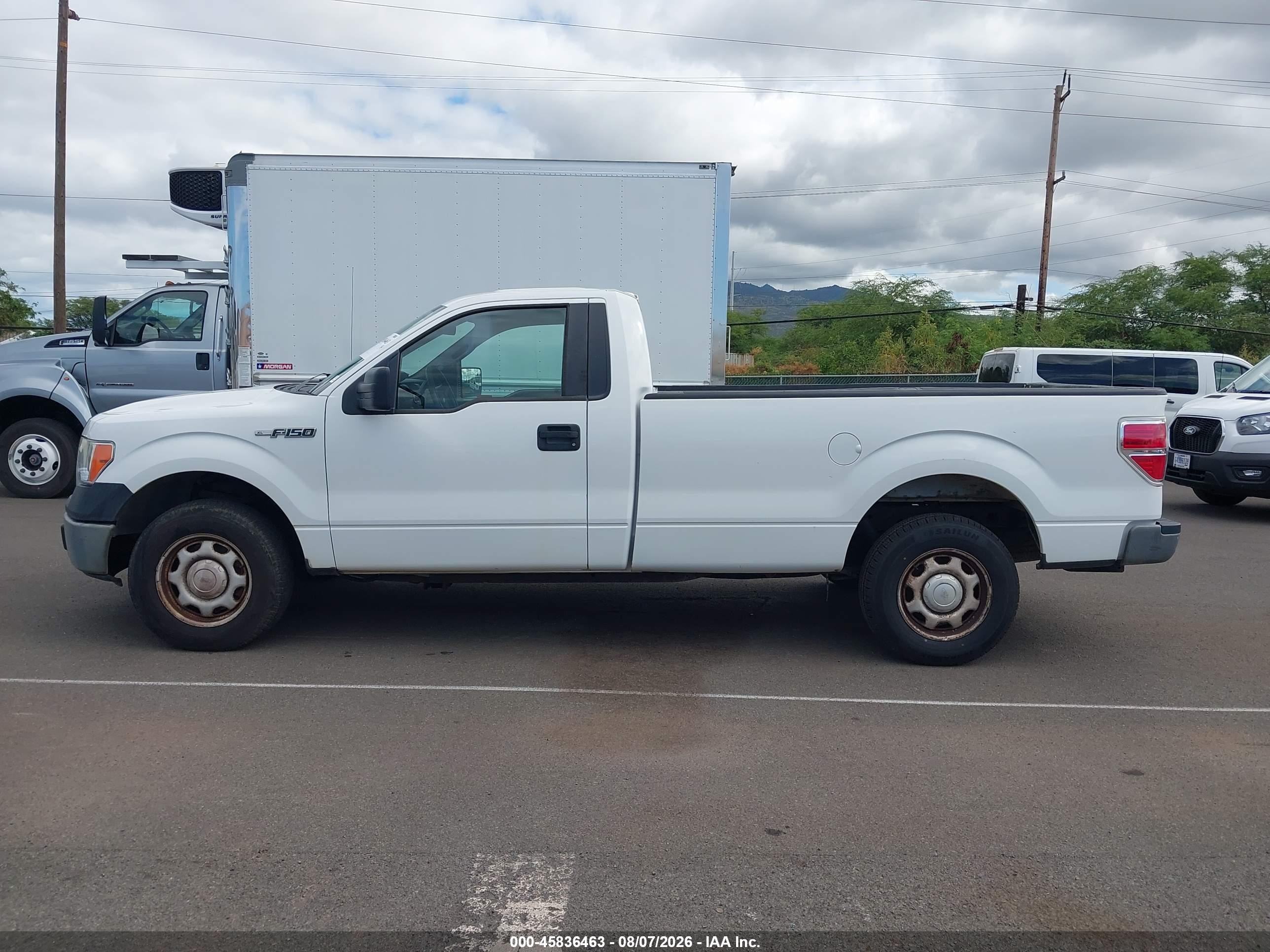 2014 Ford F-150 Xl White vin: 1FTMF1CM2EKE66478