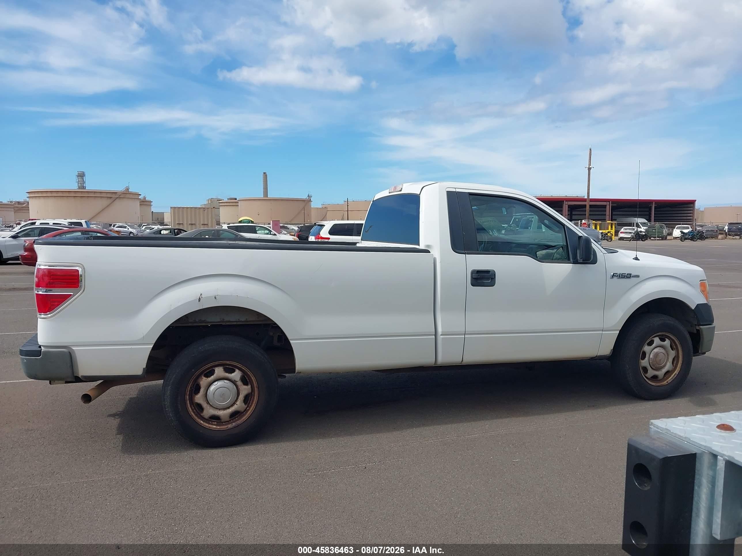 2014 Ford F-150 Xl White vin: 1FTMF1CM2EKE66478